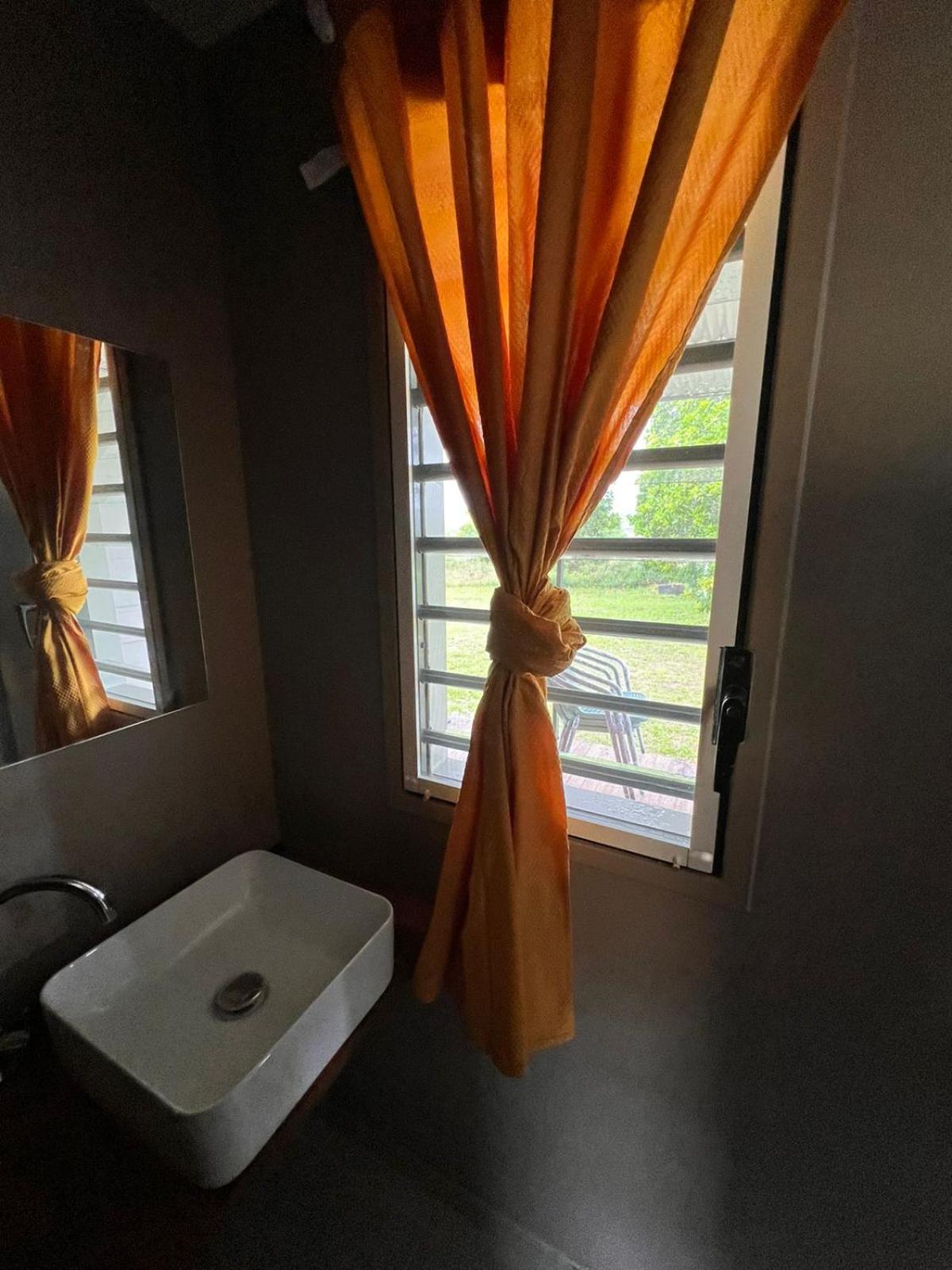 One-Bedroom House photo 1