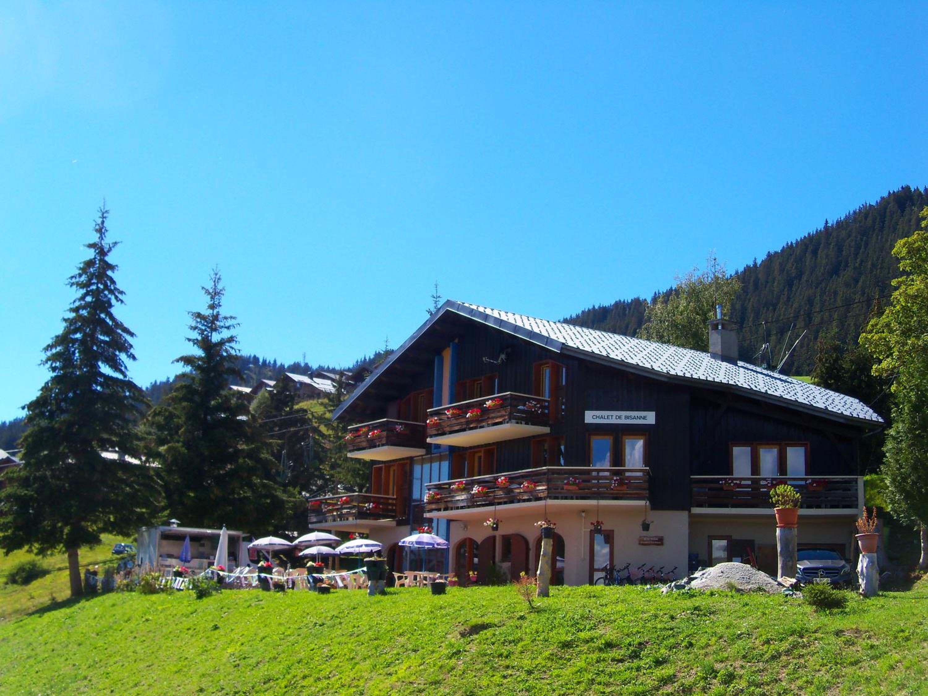 Apartment with Mountain View photo 1