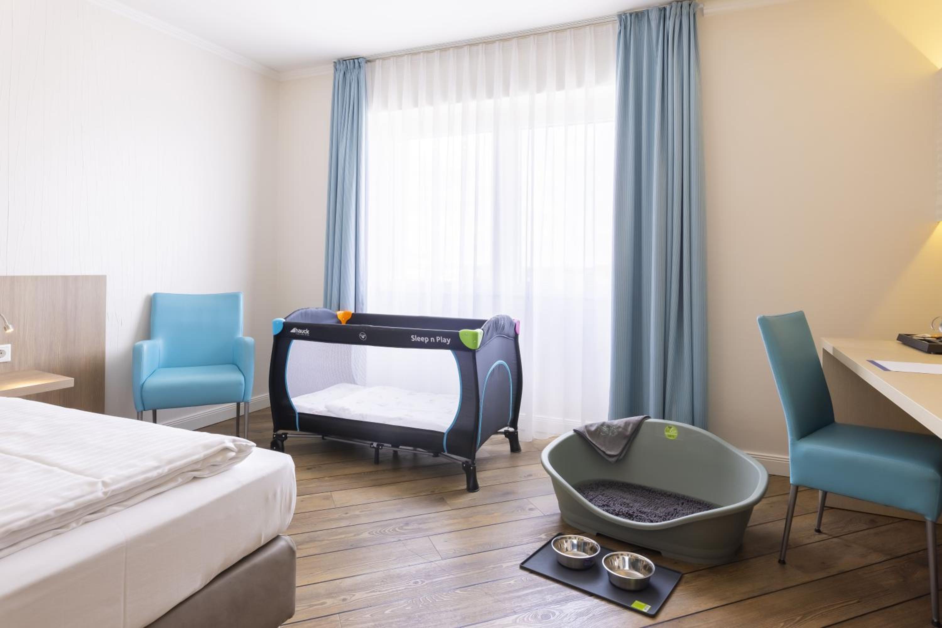 Standard Double Room - Photo 10