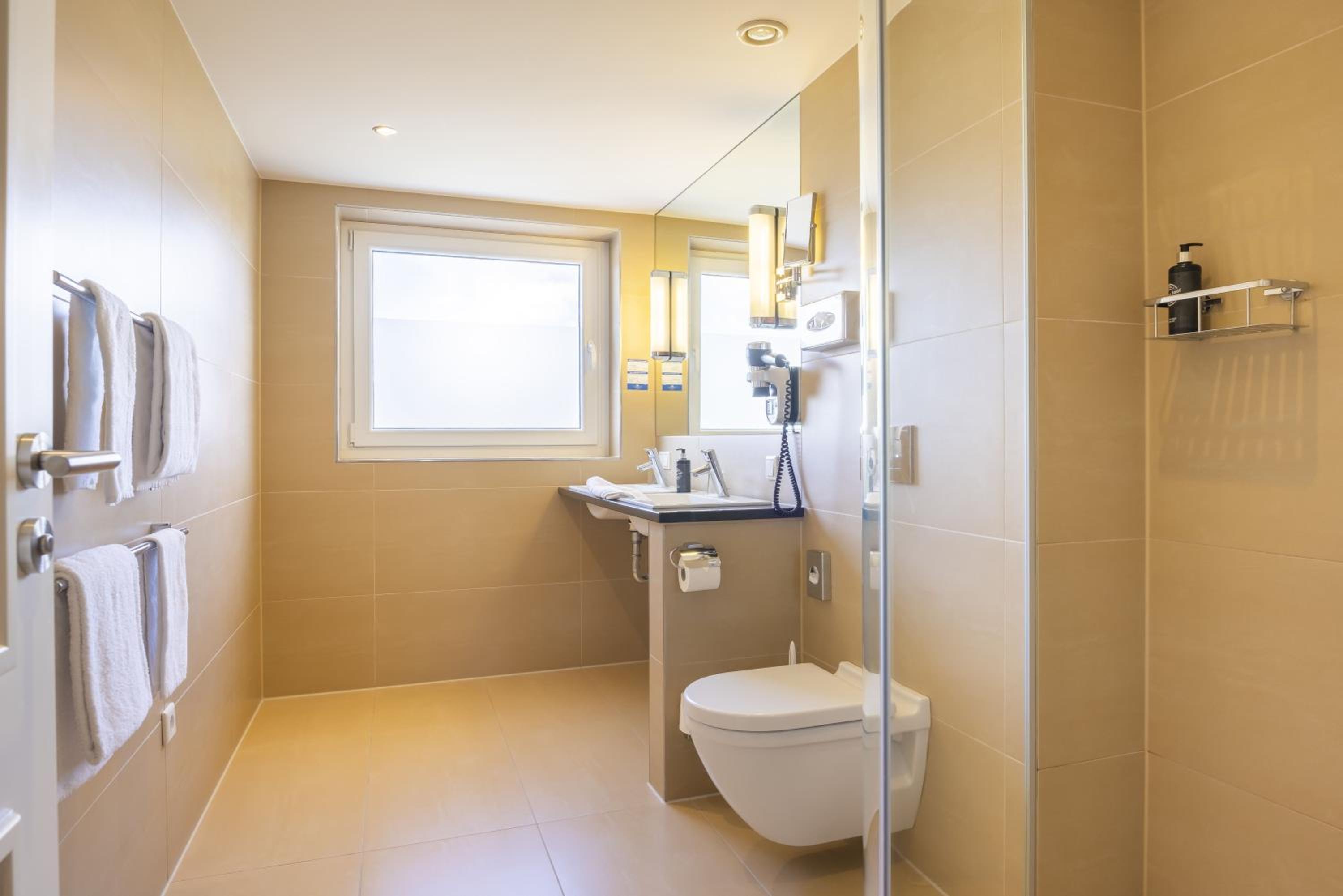 Deluxe Double Room - Photo 4