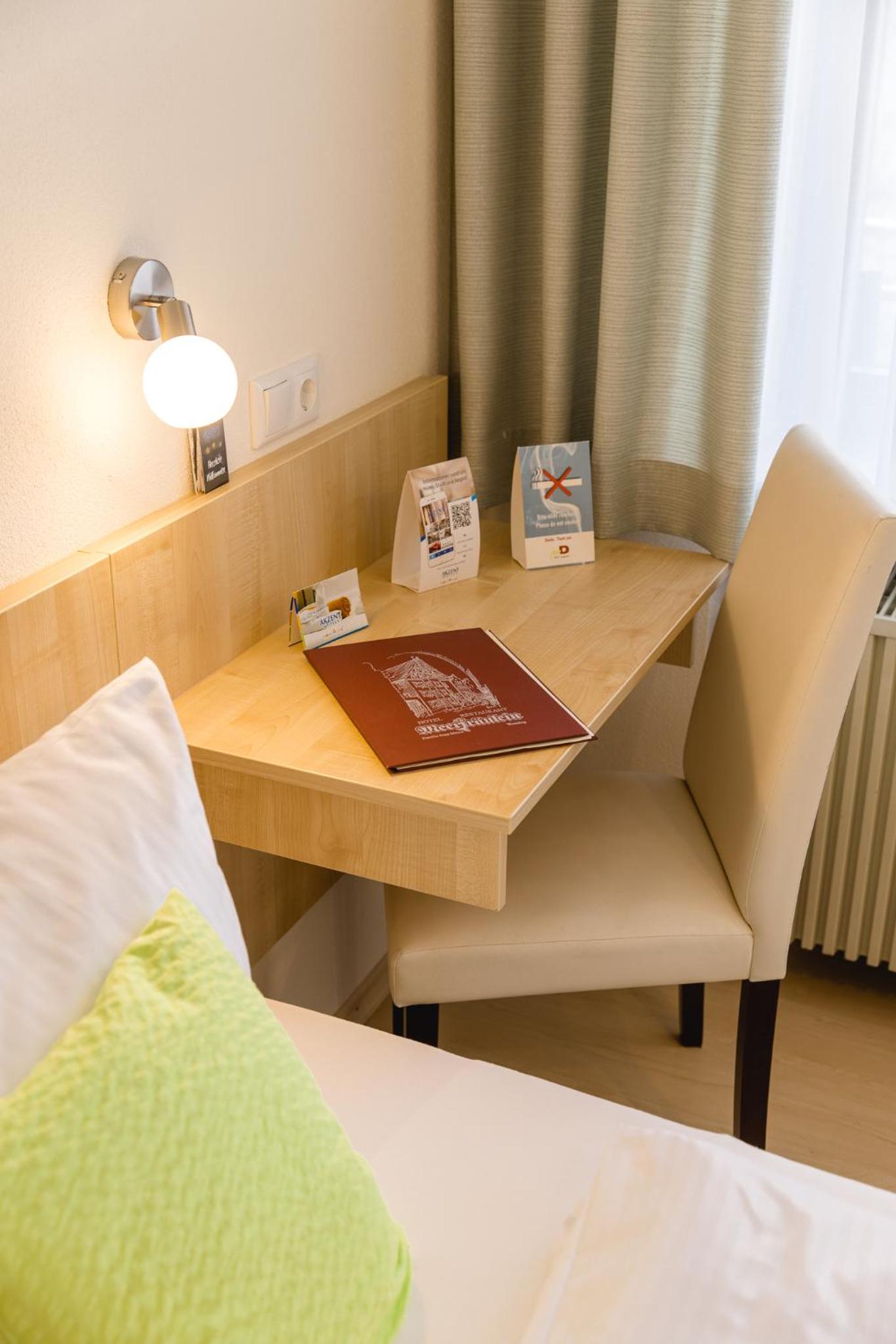 Deluxe Double or Twin Room with Balcony