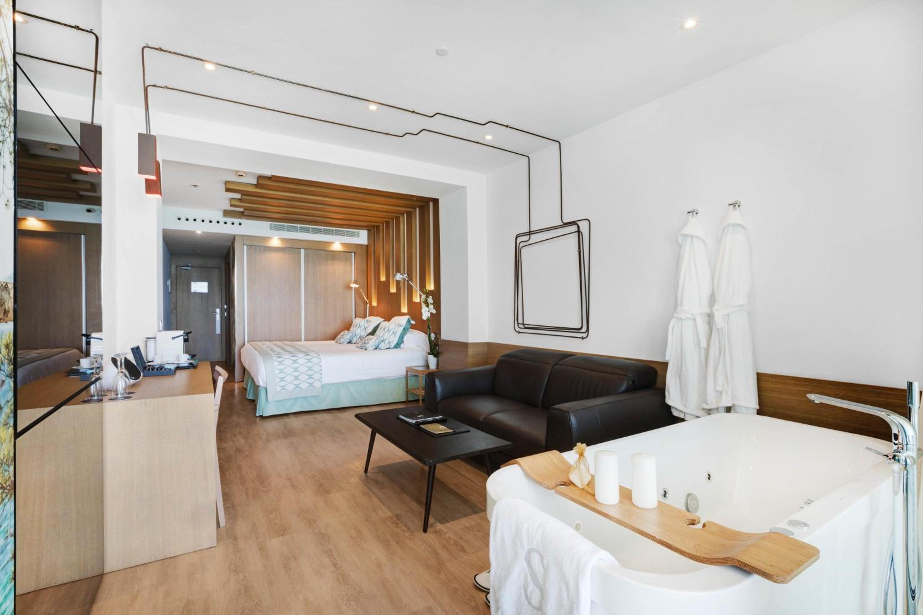 Junior Suite with Sea View