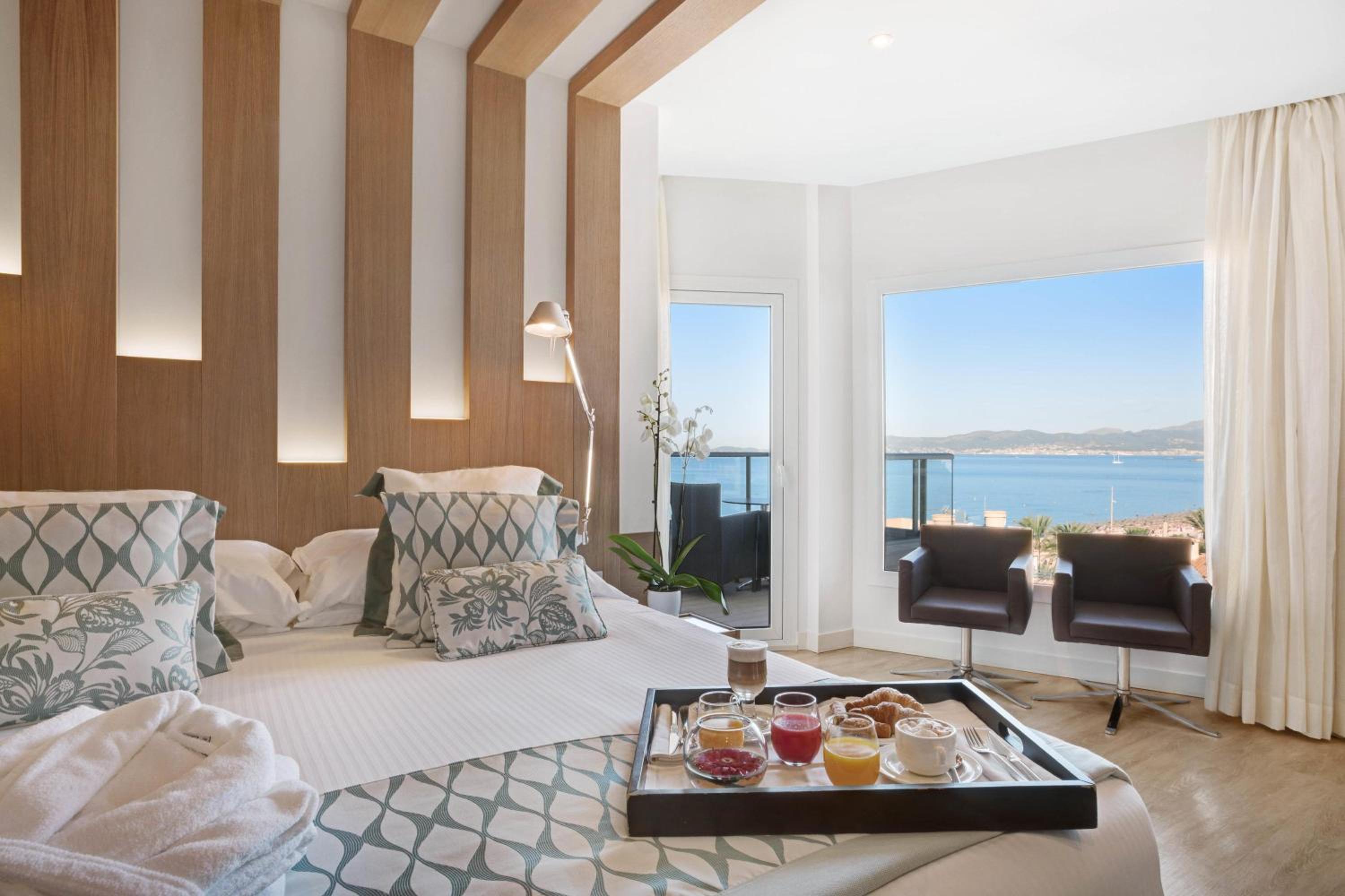 Premium Room with Partial Sea View