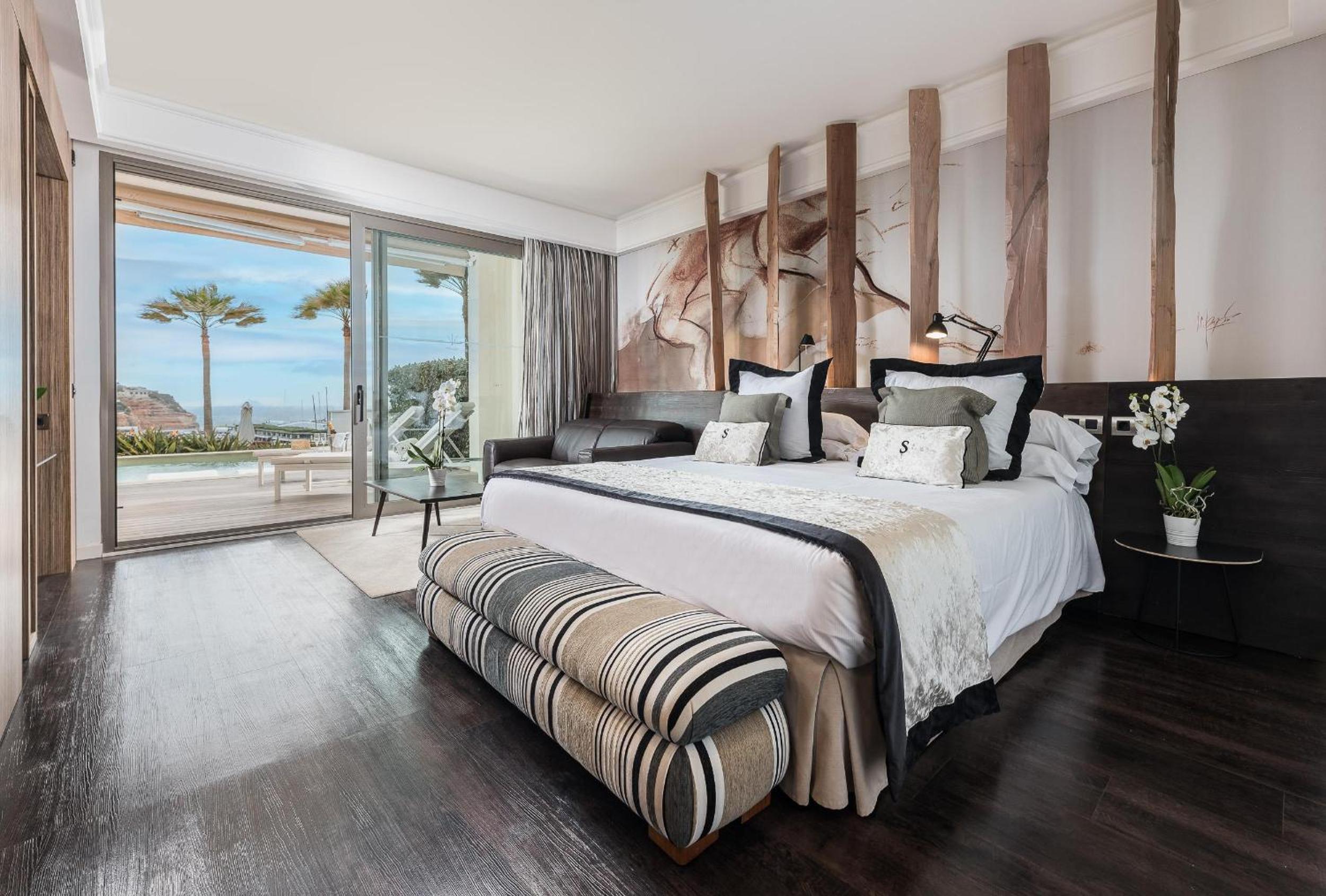 Superior Double Room Swim Up with Sea View - Photo 10