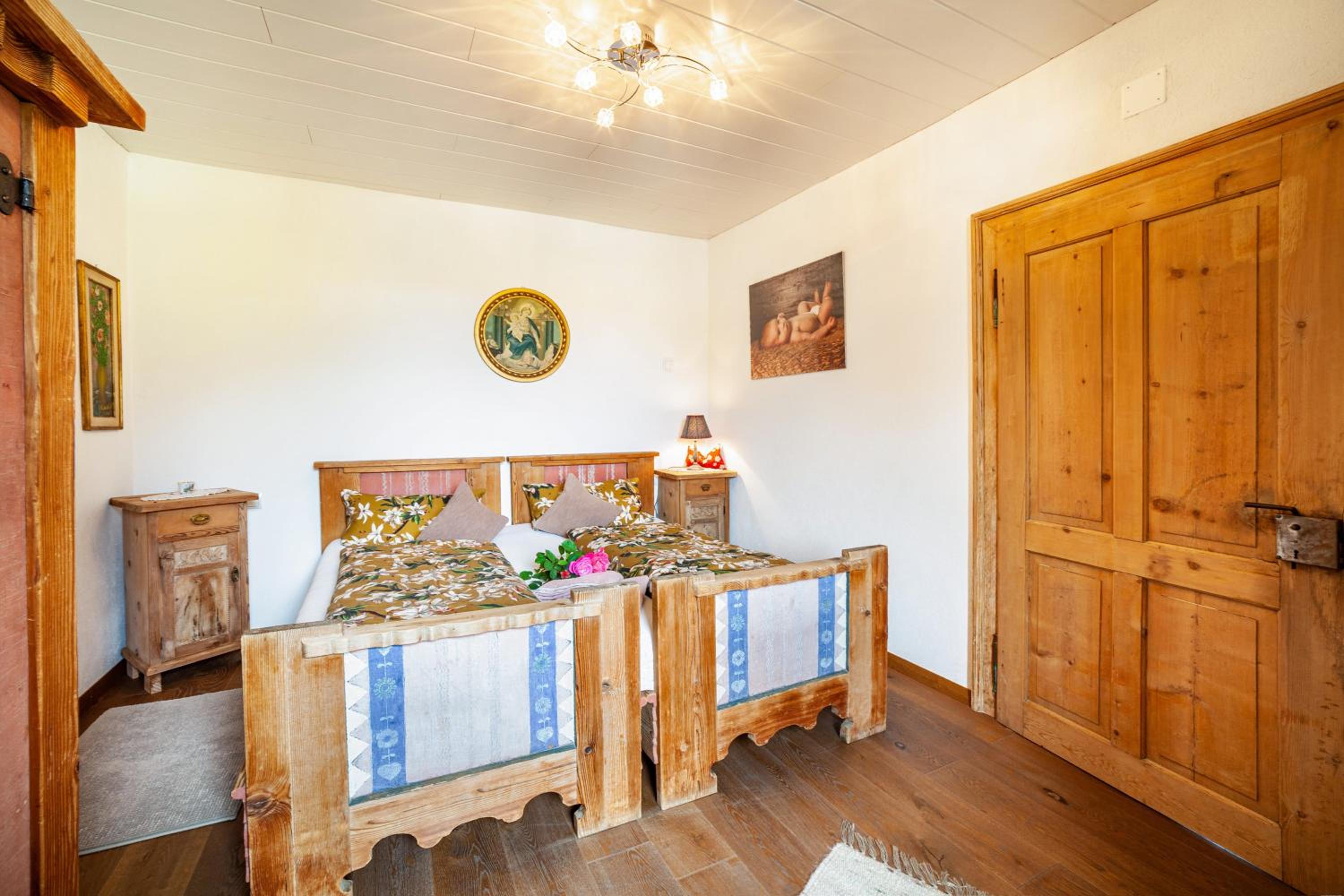 One-Bedroom Apartment with Garden View photo 2