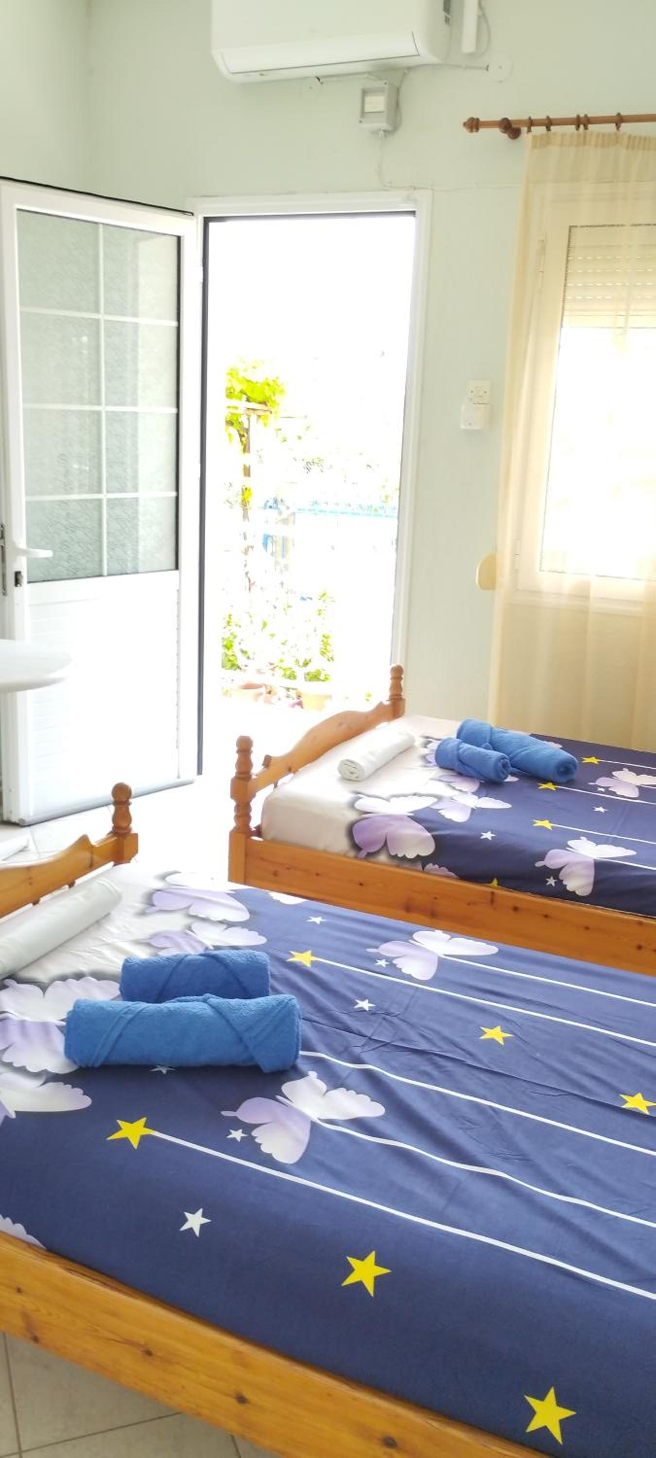 Apartment with Garden View