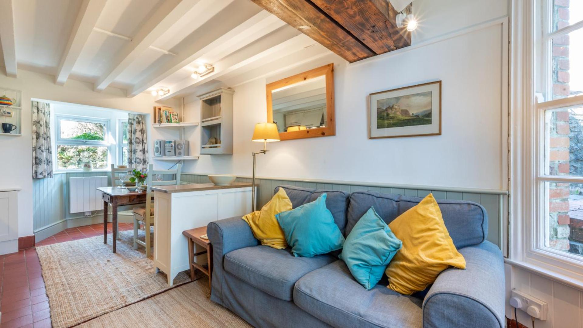 One-Bedroom House photo 1