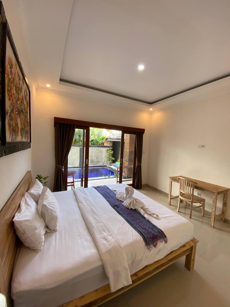 Double Room - Photo 10