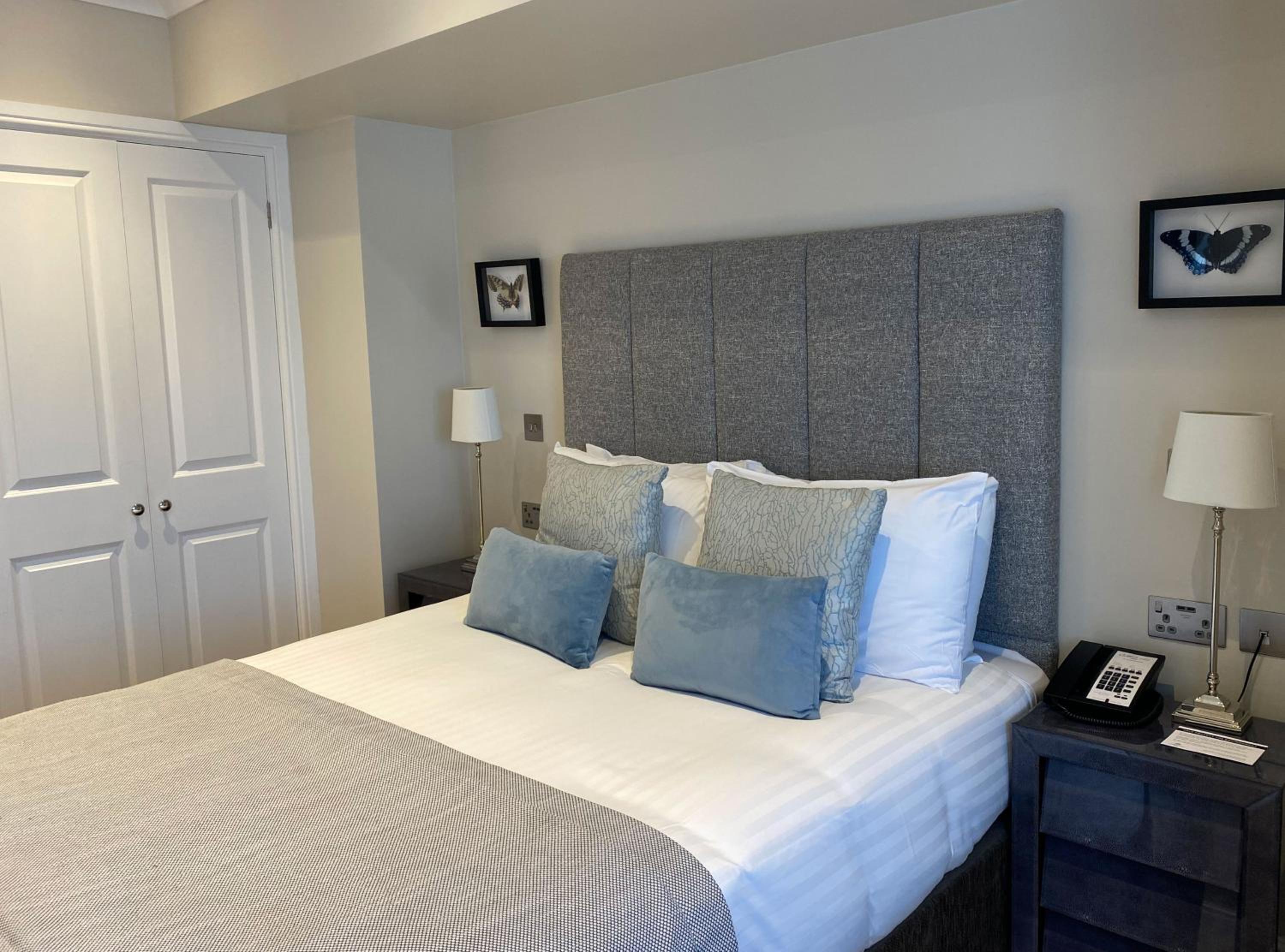 Queen Room photo 3