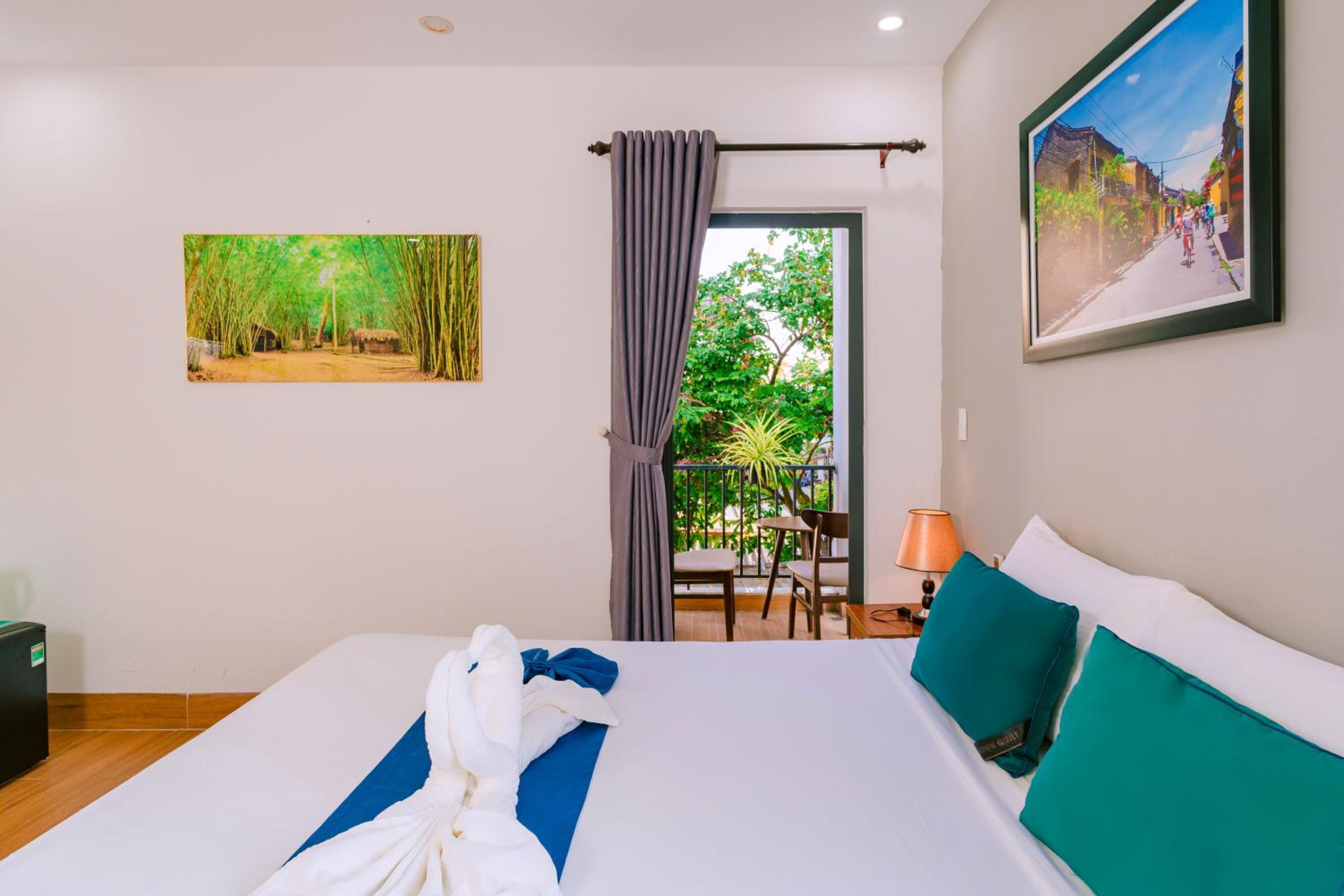 Double or Twin Room with Balcony