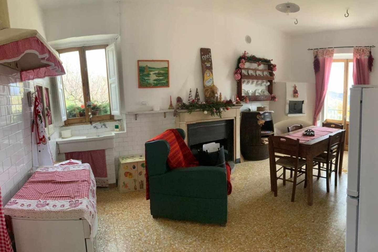 Two-Bedroom House photo 2