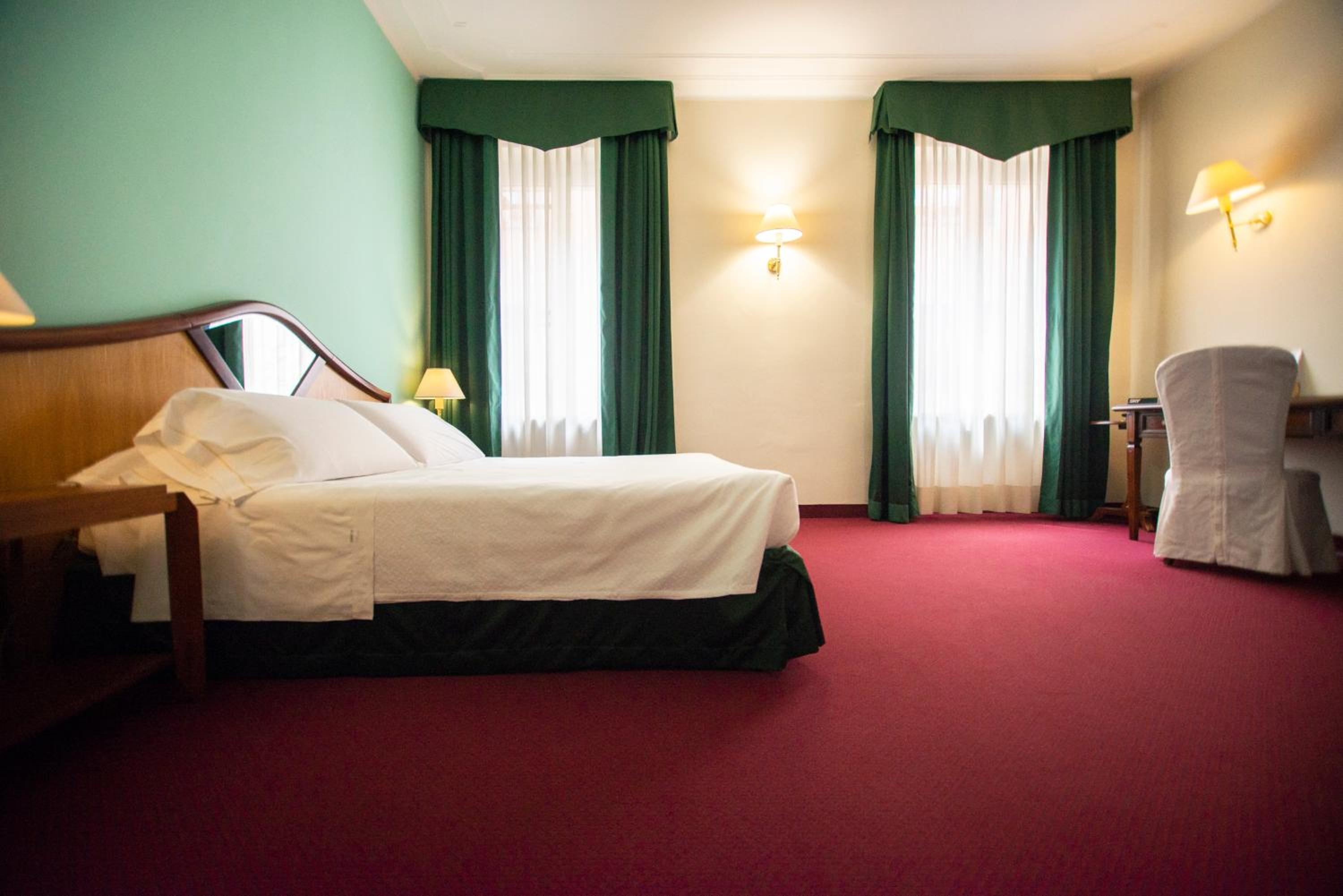 Superior Double Room - Photo 8