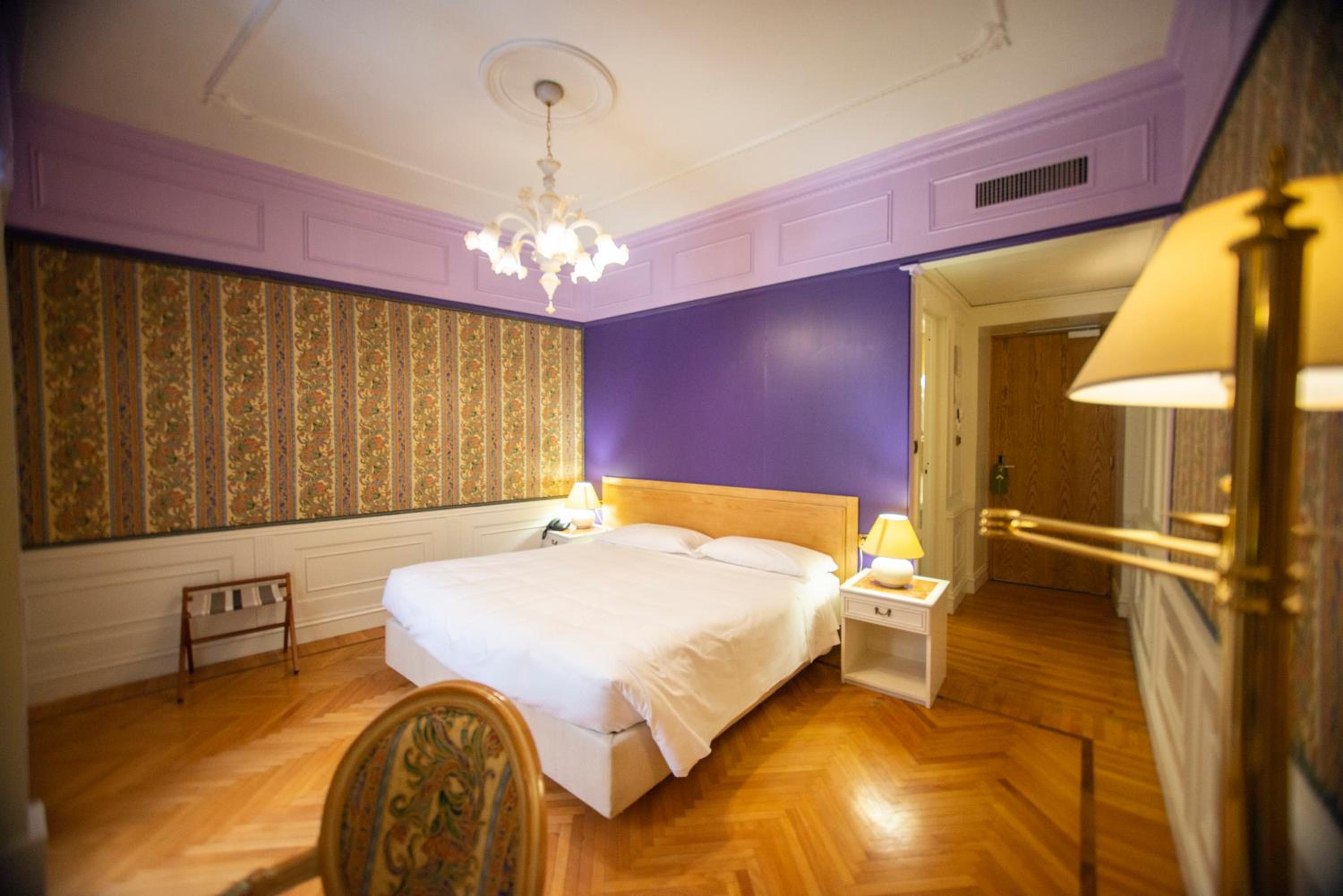 Double Room - Photo 13