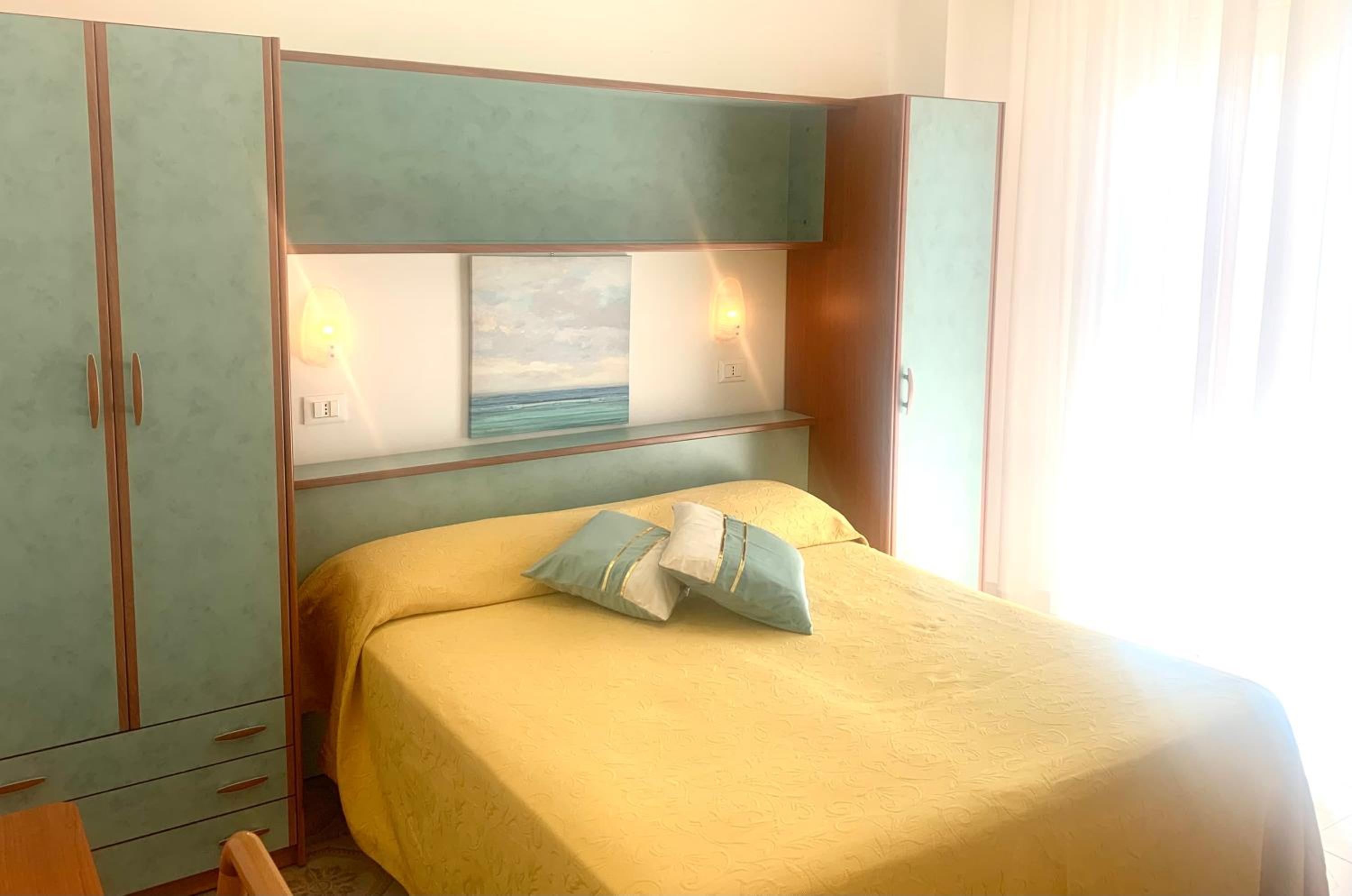 Classic Triple Room photo 1