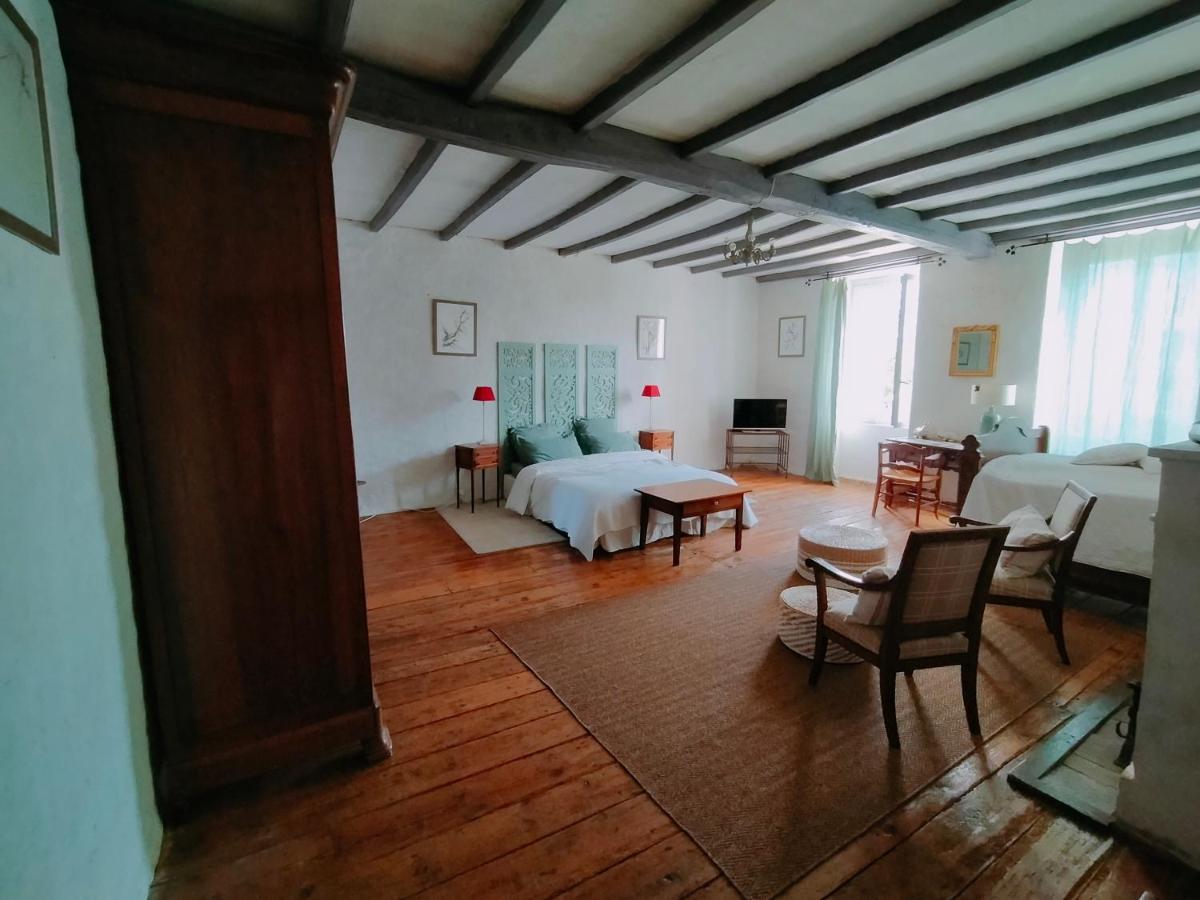 Double Room with Garden View - Photo 4
