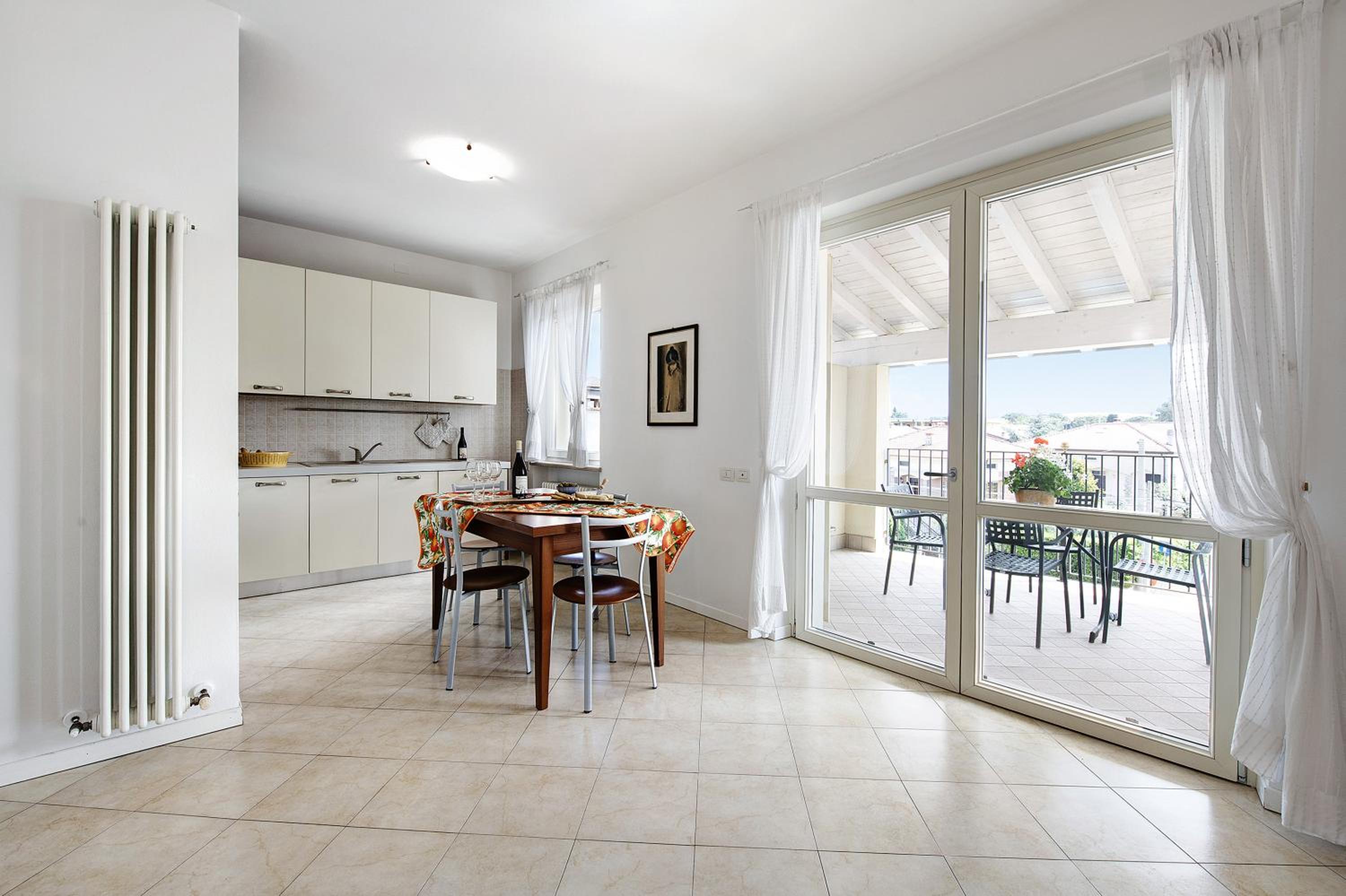 Two-Bedroom Deluxe Apartment with Garden View photo 3