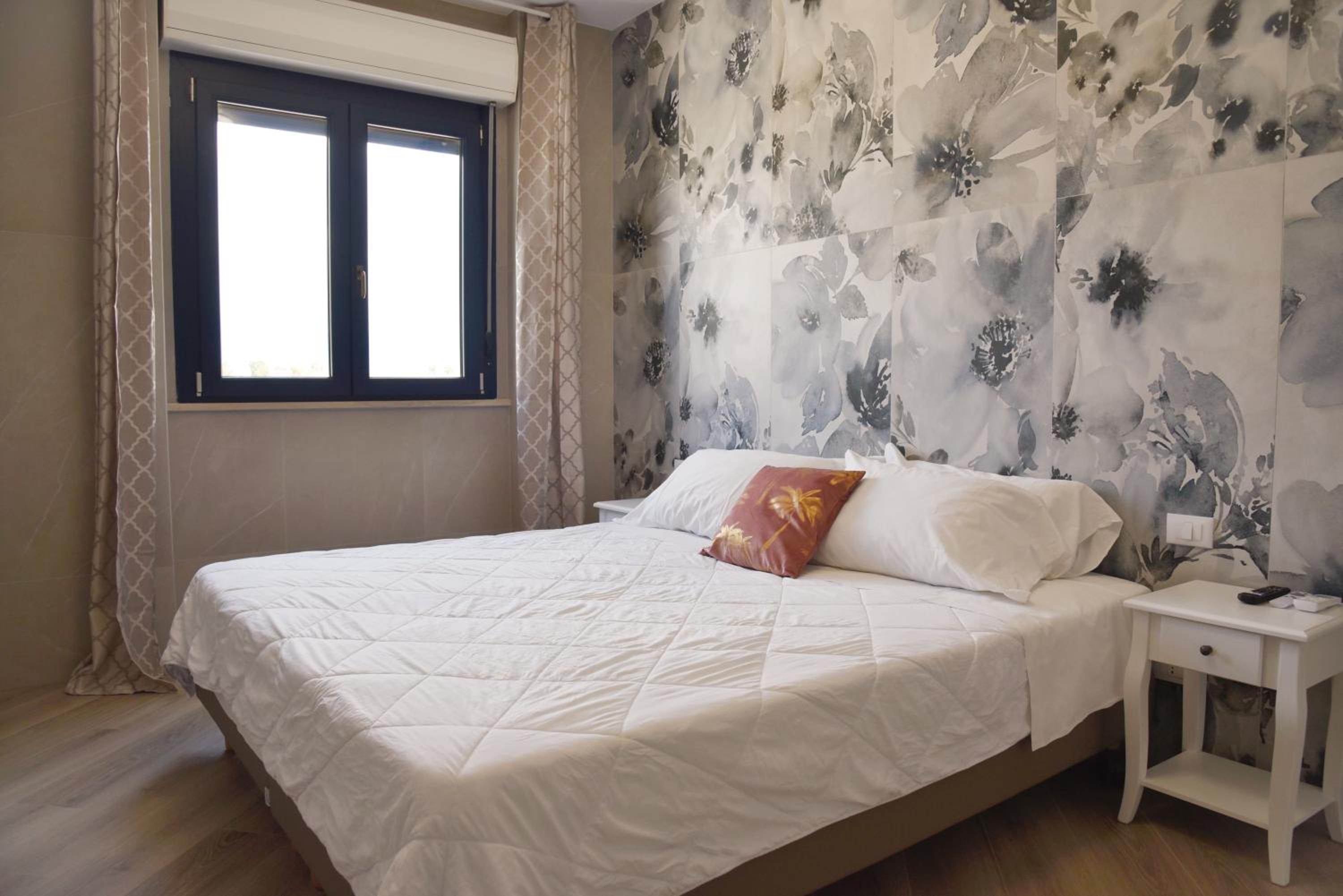 Suite with Balcony photo 1
