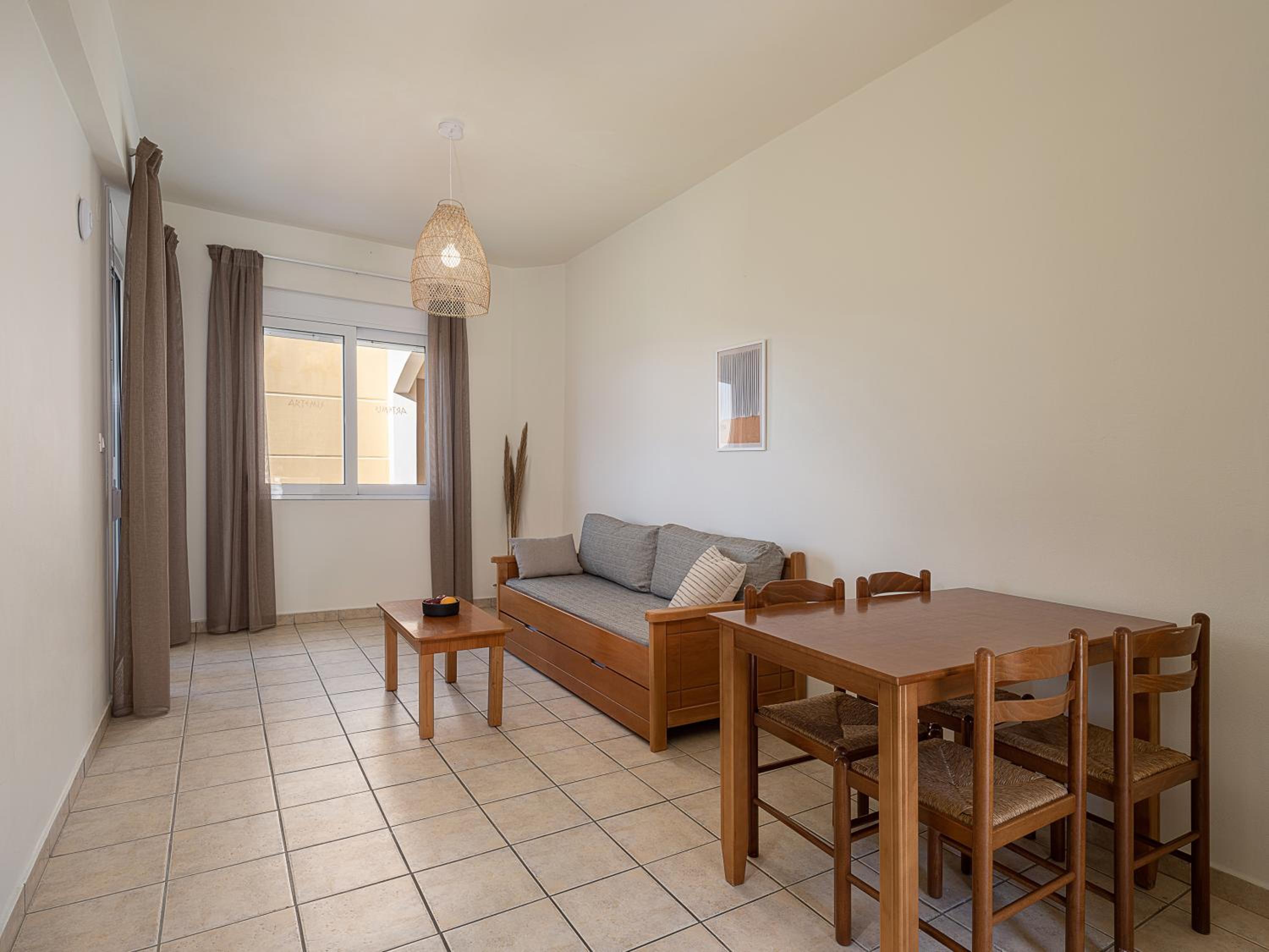 Apartment with Pool View  photo 3