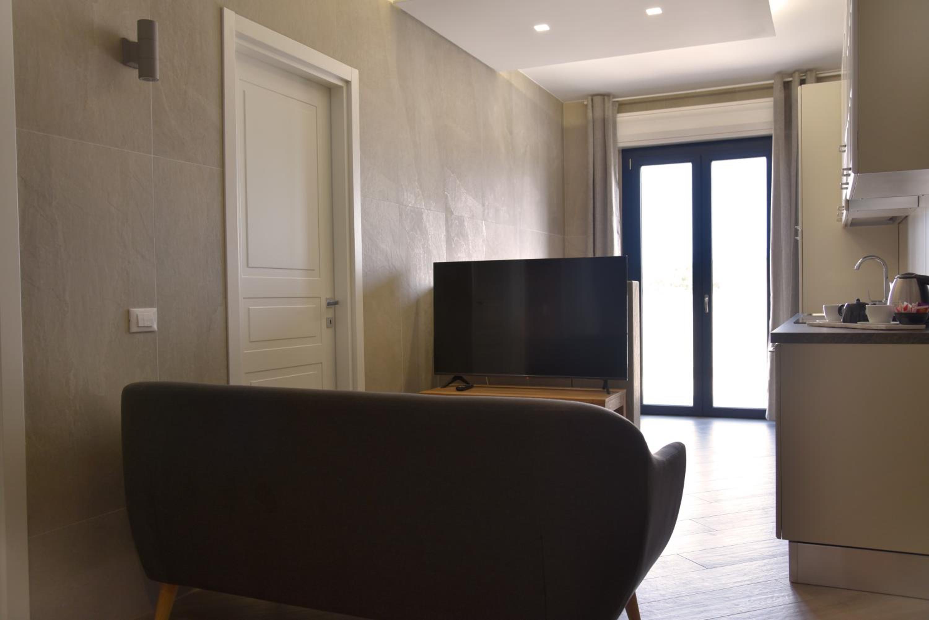 Suite with Balcony photo 2