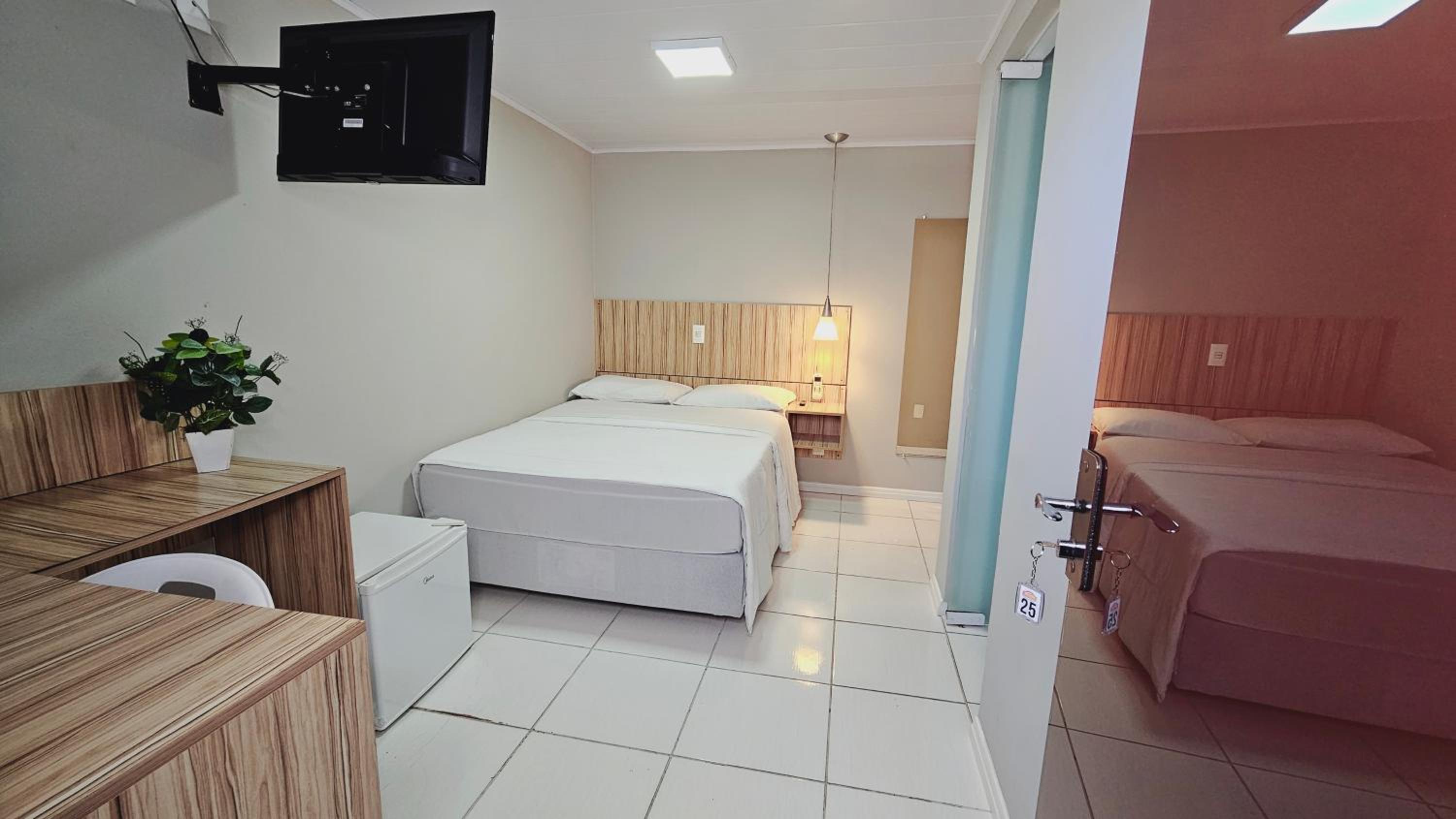 Small Double Room photo 1