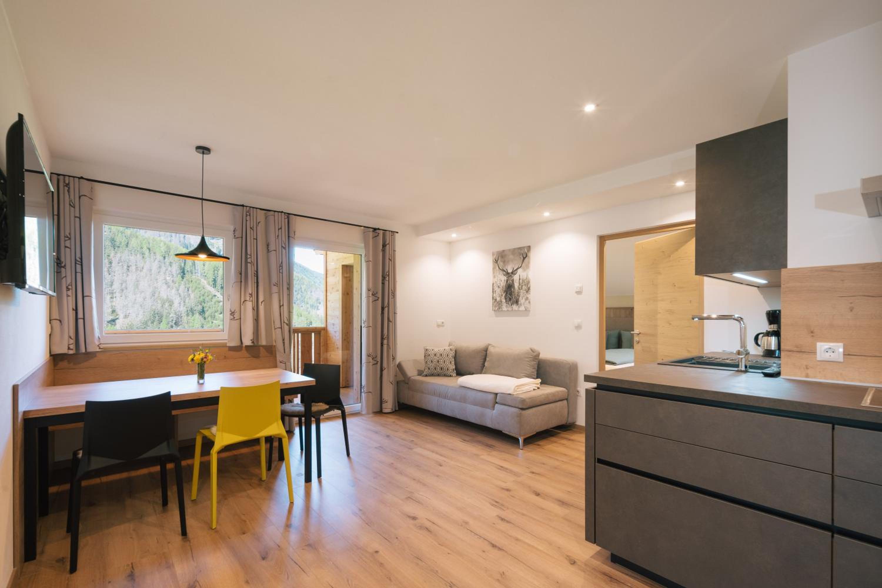 Two-Bedroom Deluxe Apartment with Garden View