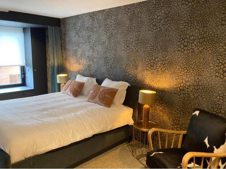 King Room with Spa Bath