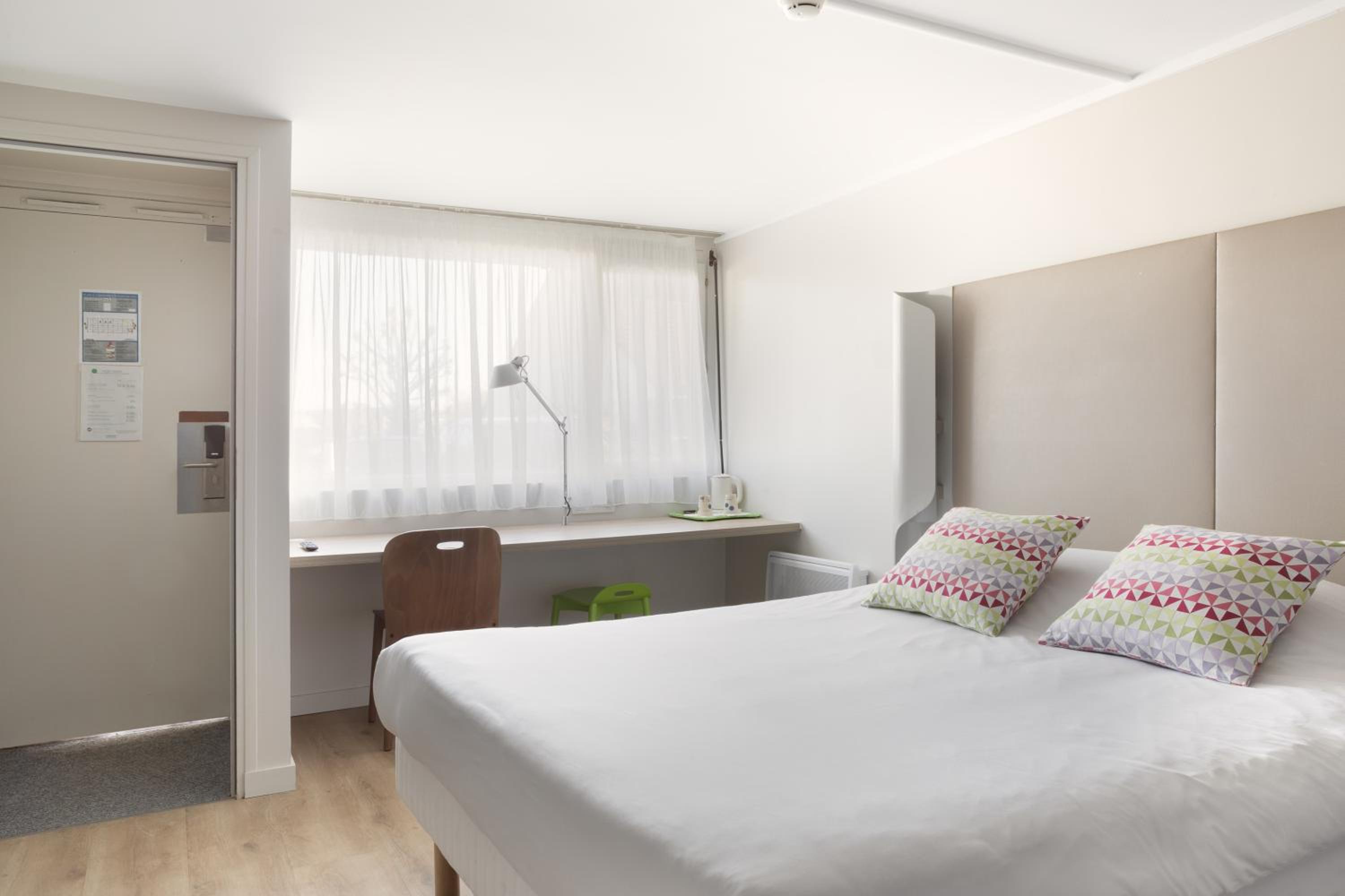 Standard Double Room - Photo 1