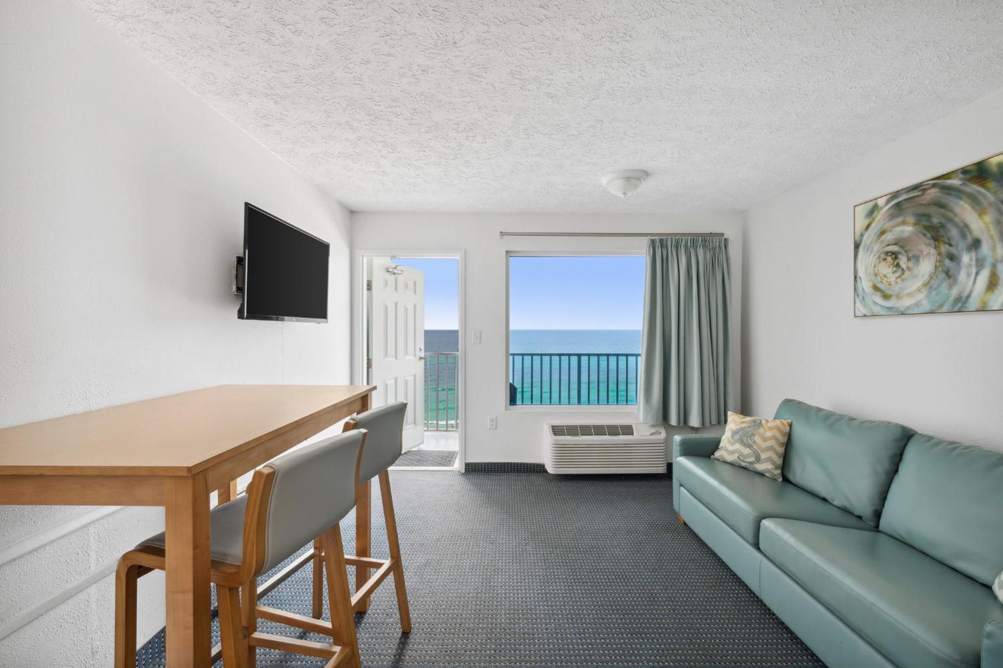 Beachfront Suite - Double/Double with Kitchen - Photo 4