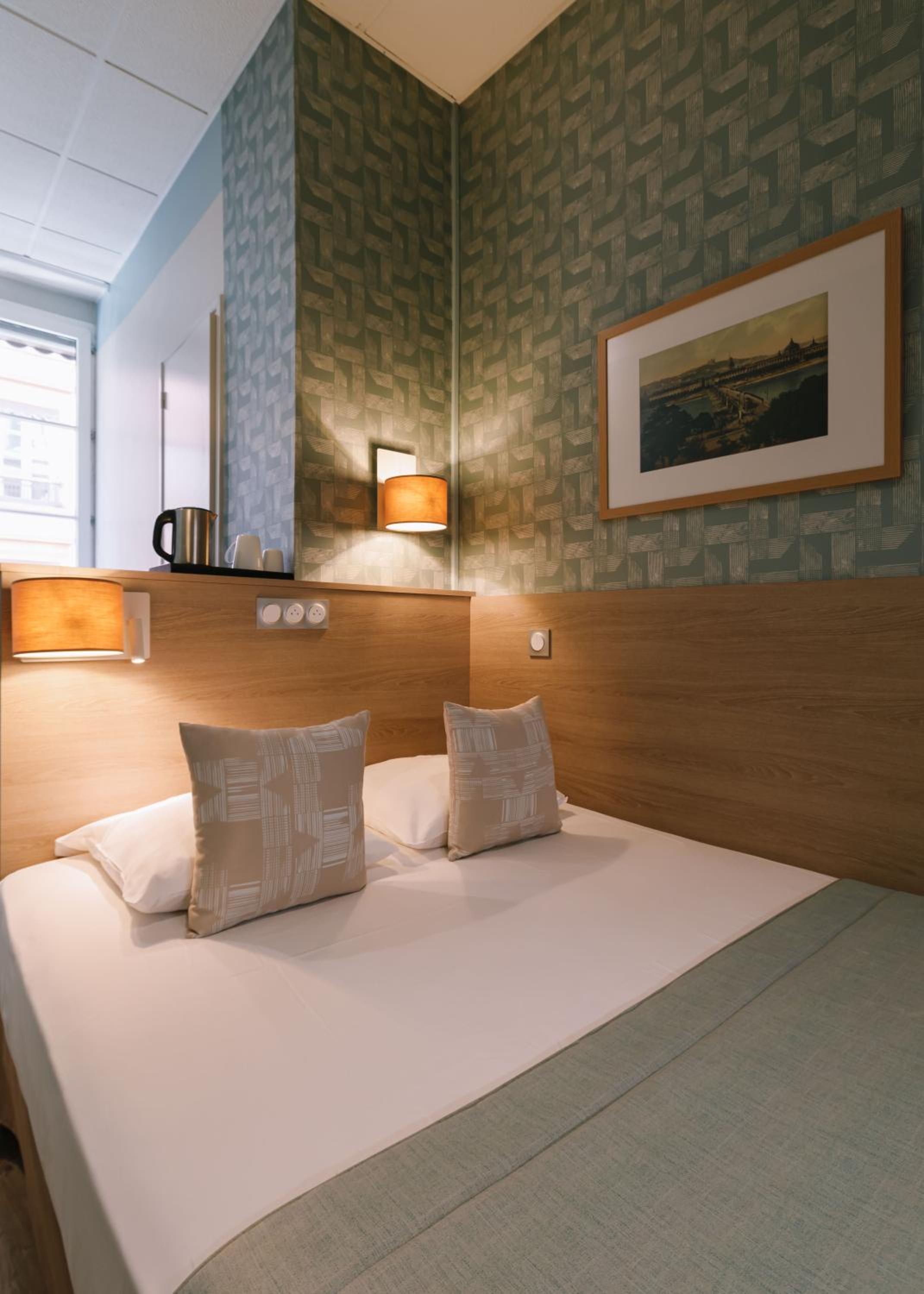Classic Double Room - Photo 8