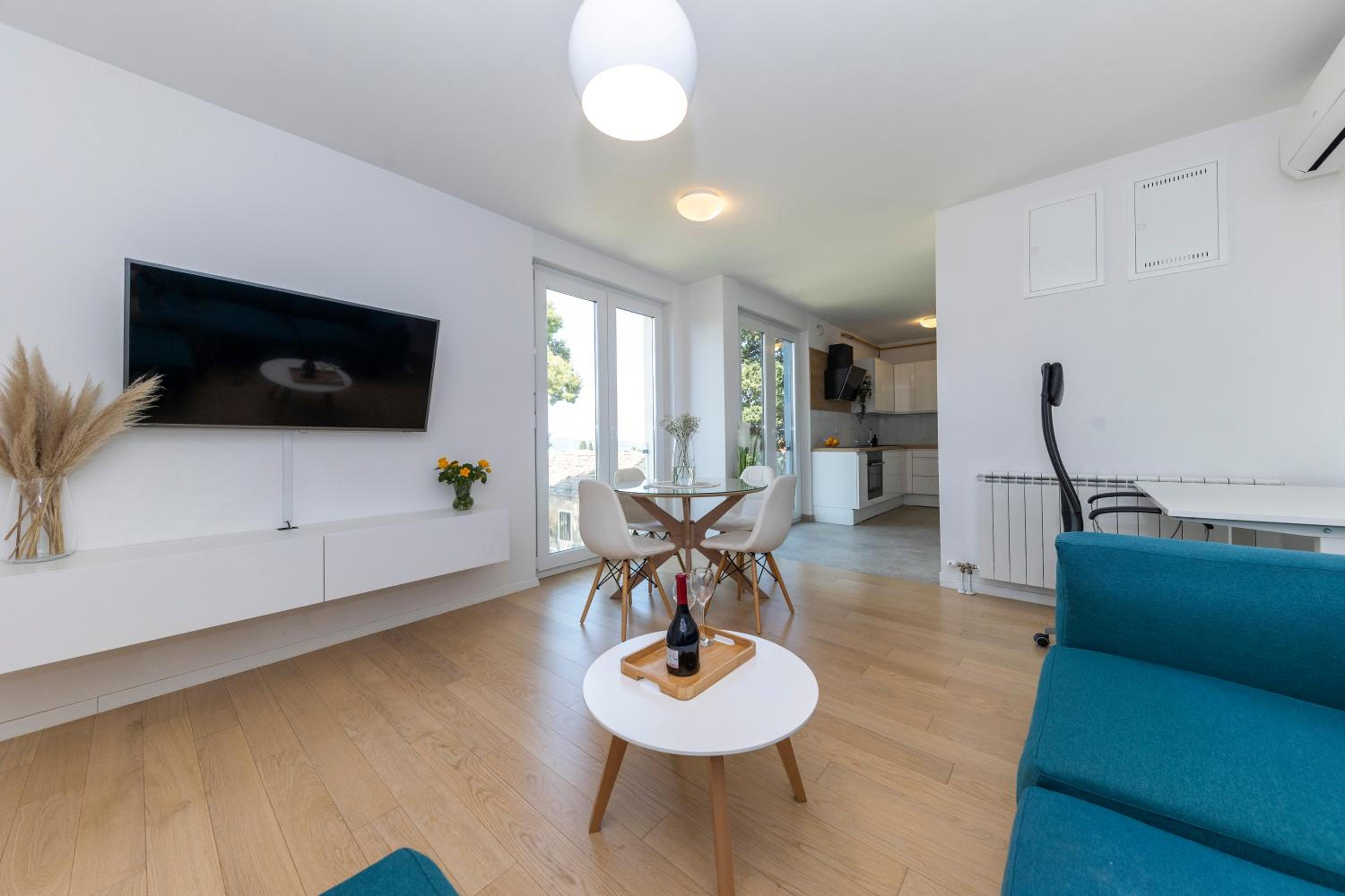 Apartment with Sea View