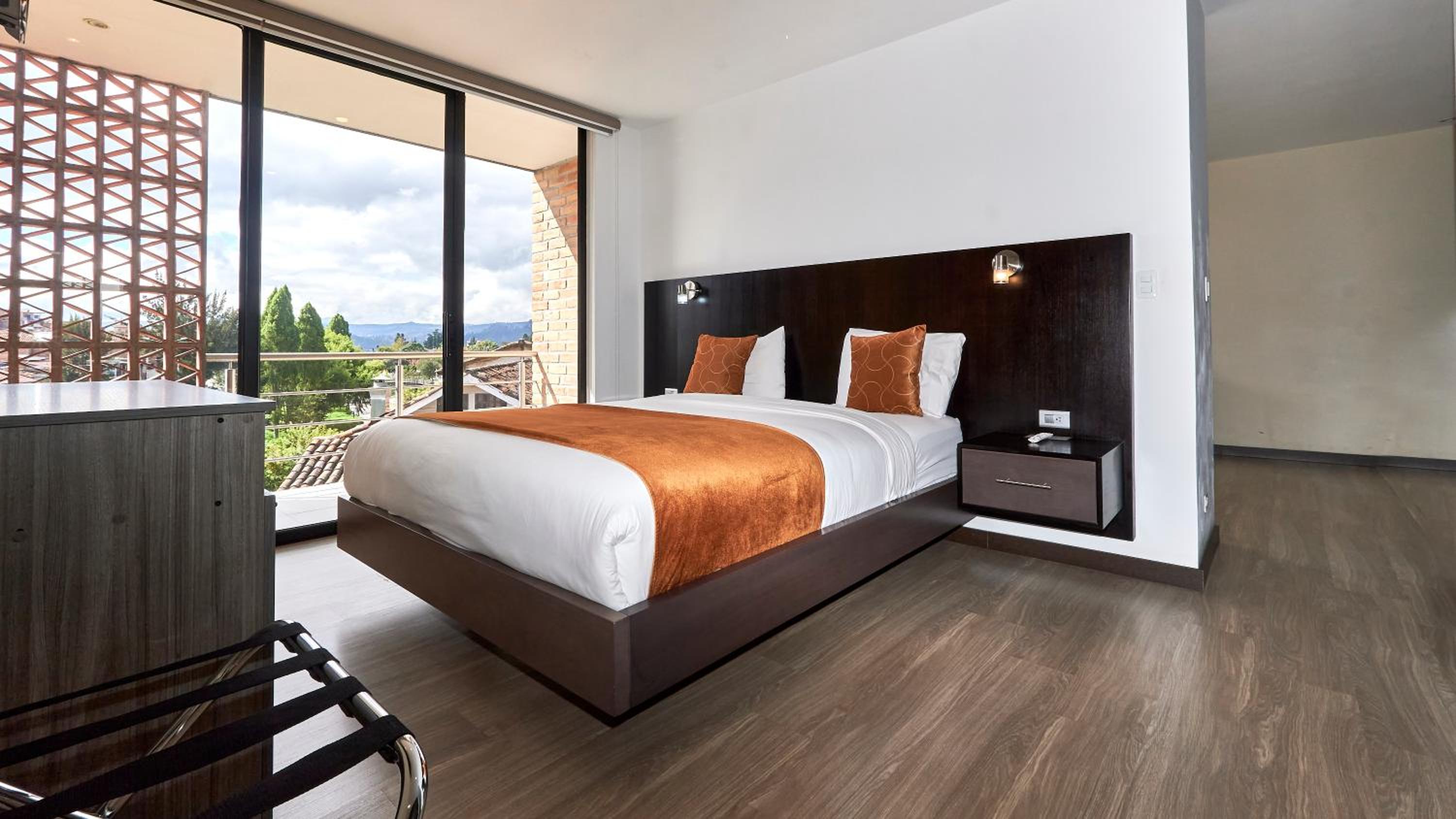 Suite with River View