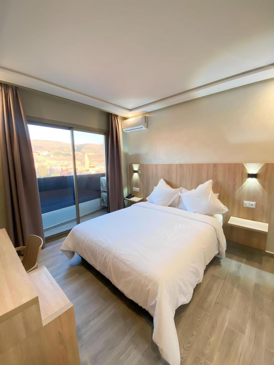 Double Room - Photo 2