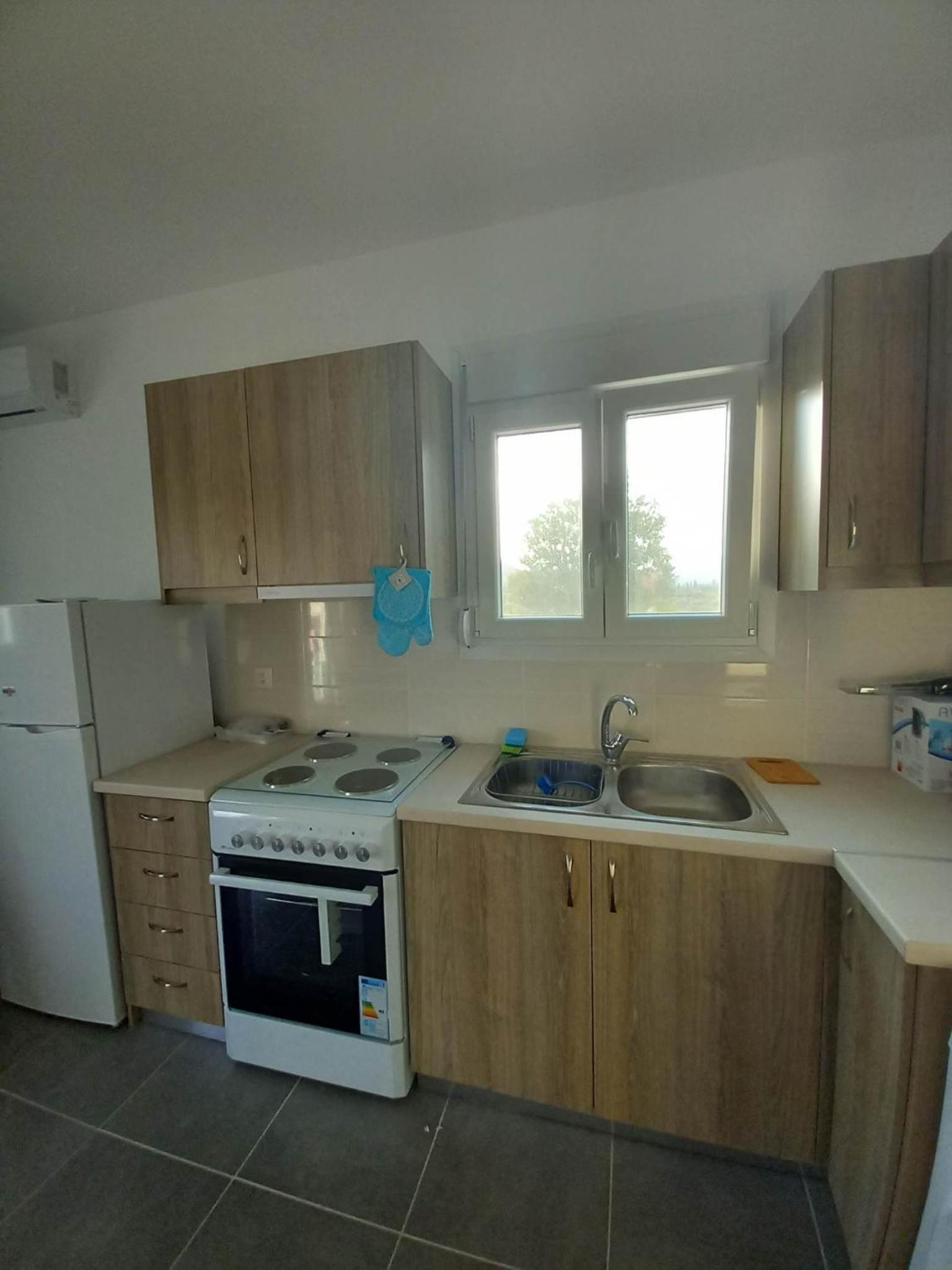 One-Bedroom House photo 1