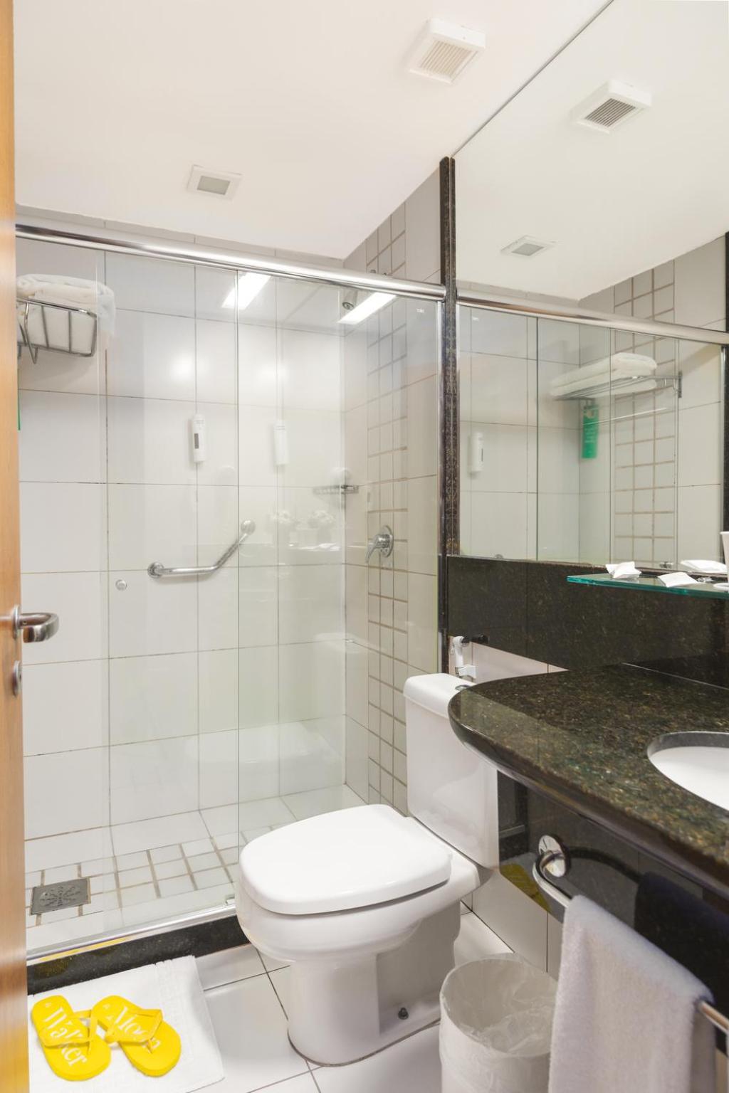 Standard Double Room - Photo 7