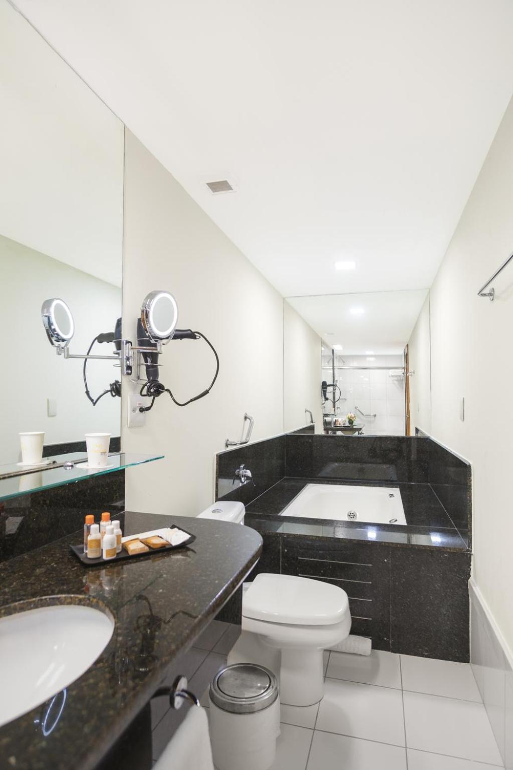 Junior Suite - Photo 11