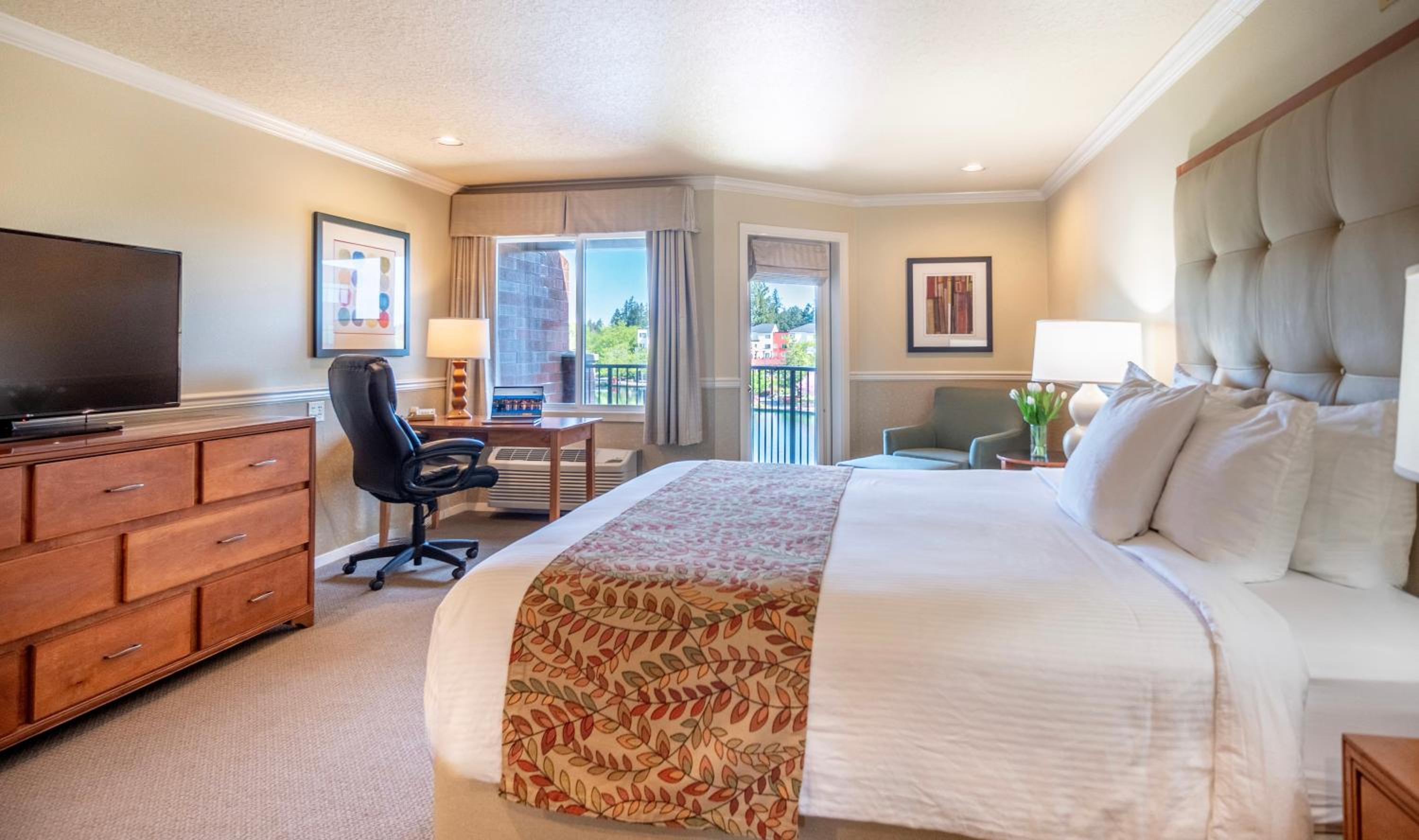 Superior King Room photo 3
