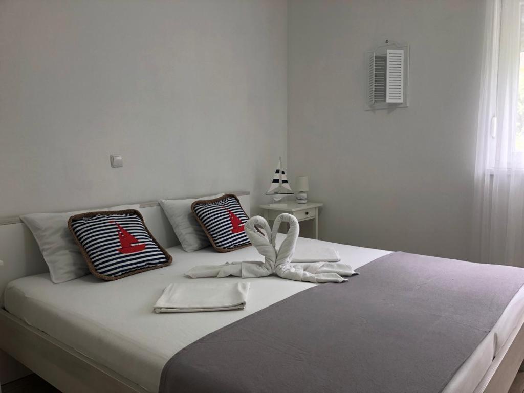 Apartment - Photo 1