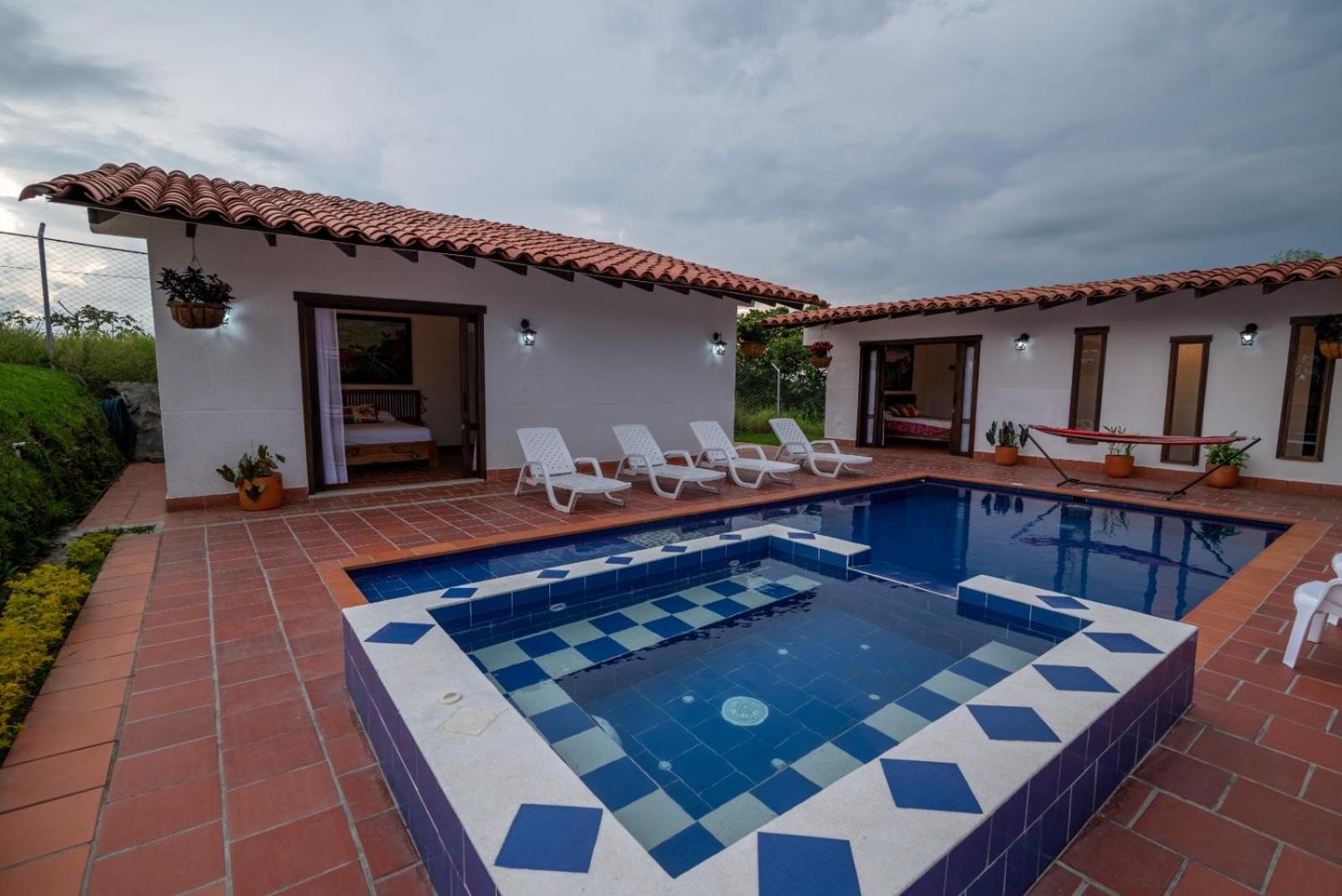 Villa photo 2