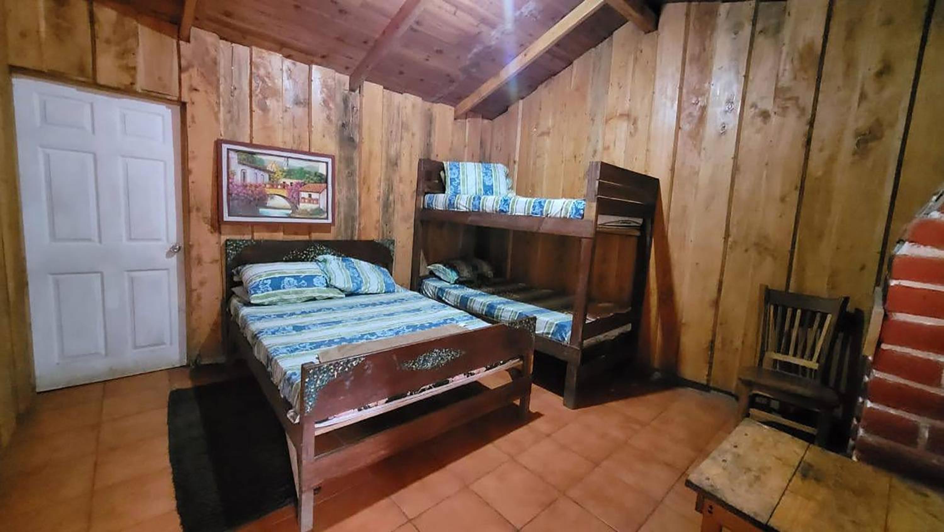 Twin Room With Bathroom photo 3