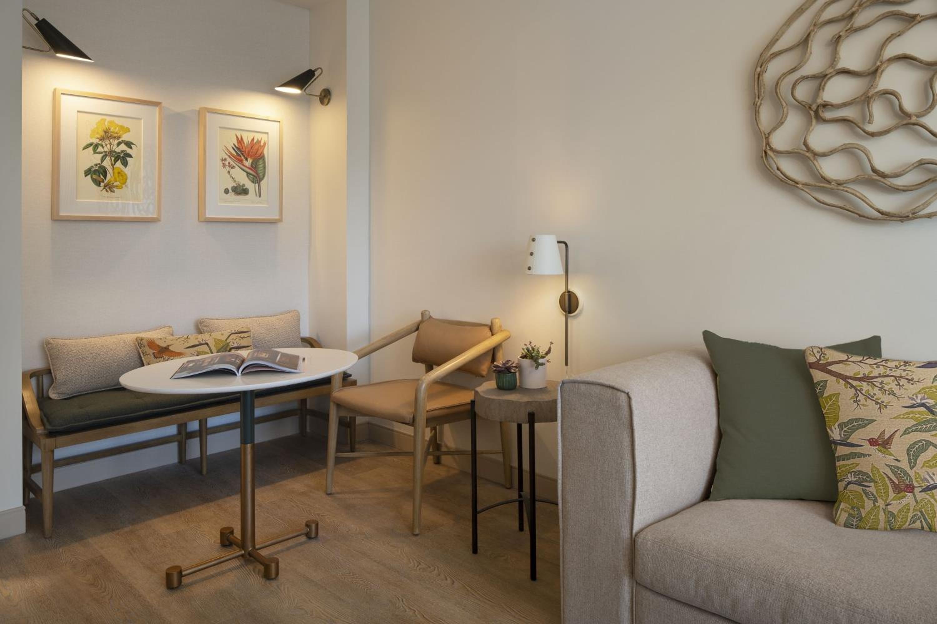 One Bedroom Suite photo 3