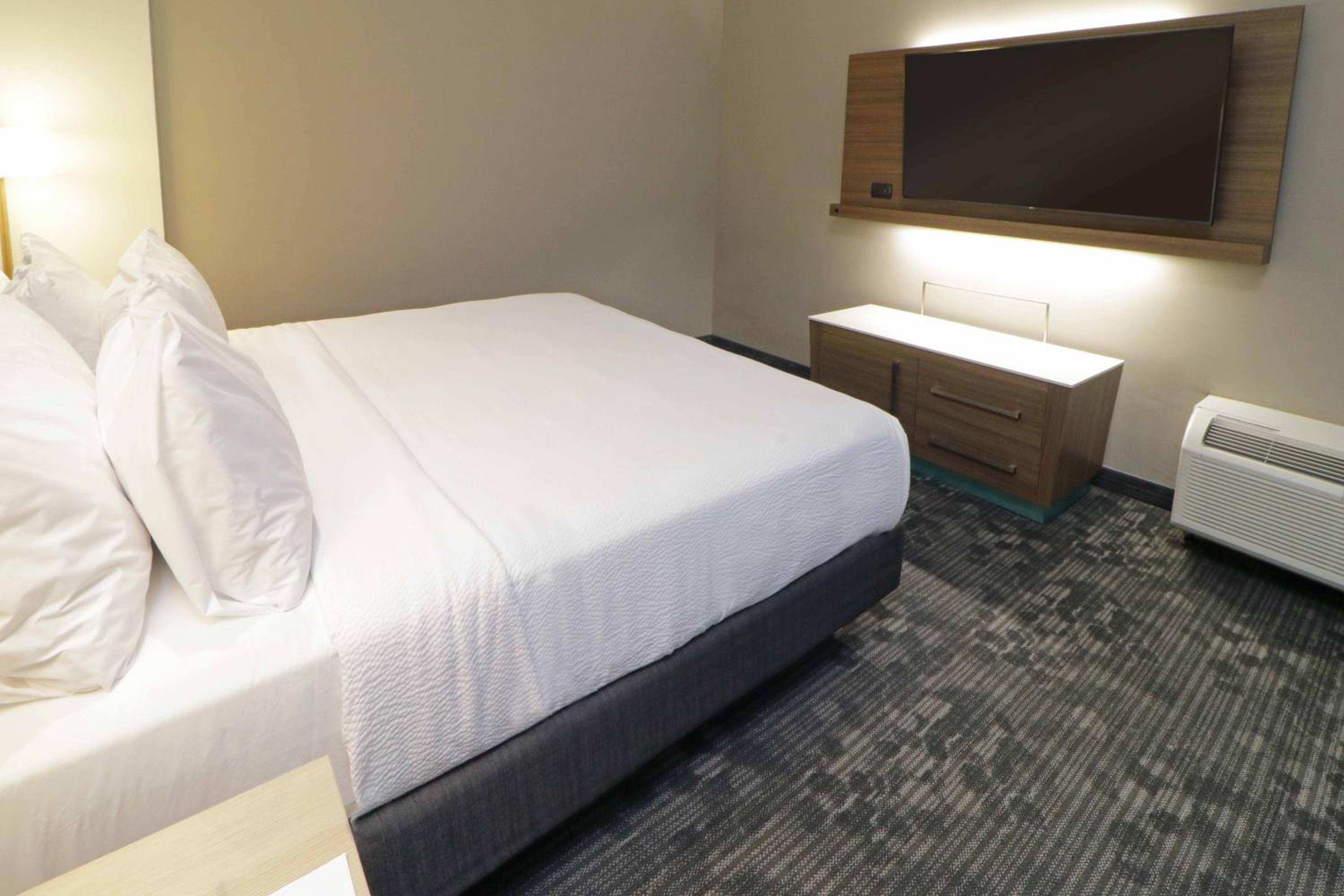 King Room with Courtyard View - Photo 5