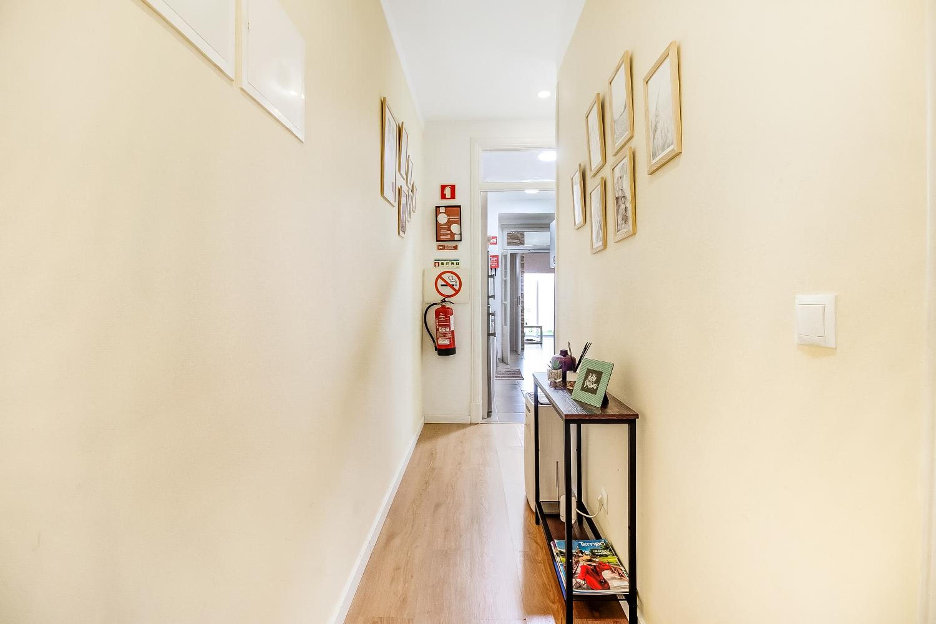 Three-Bedroom Apartment - Photo 21