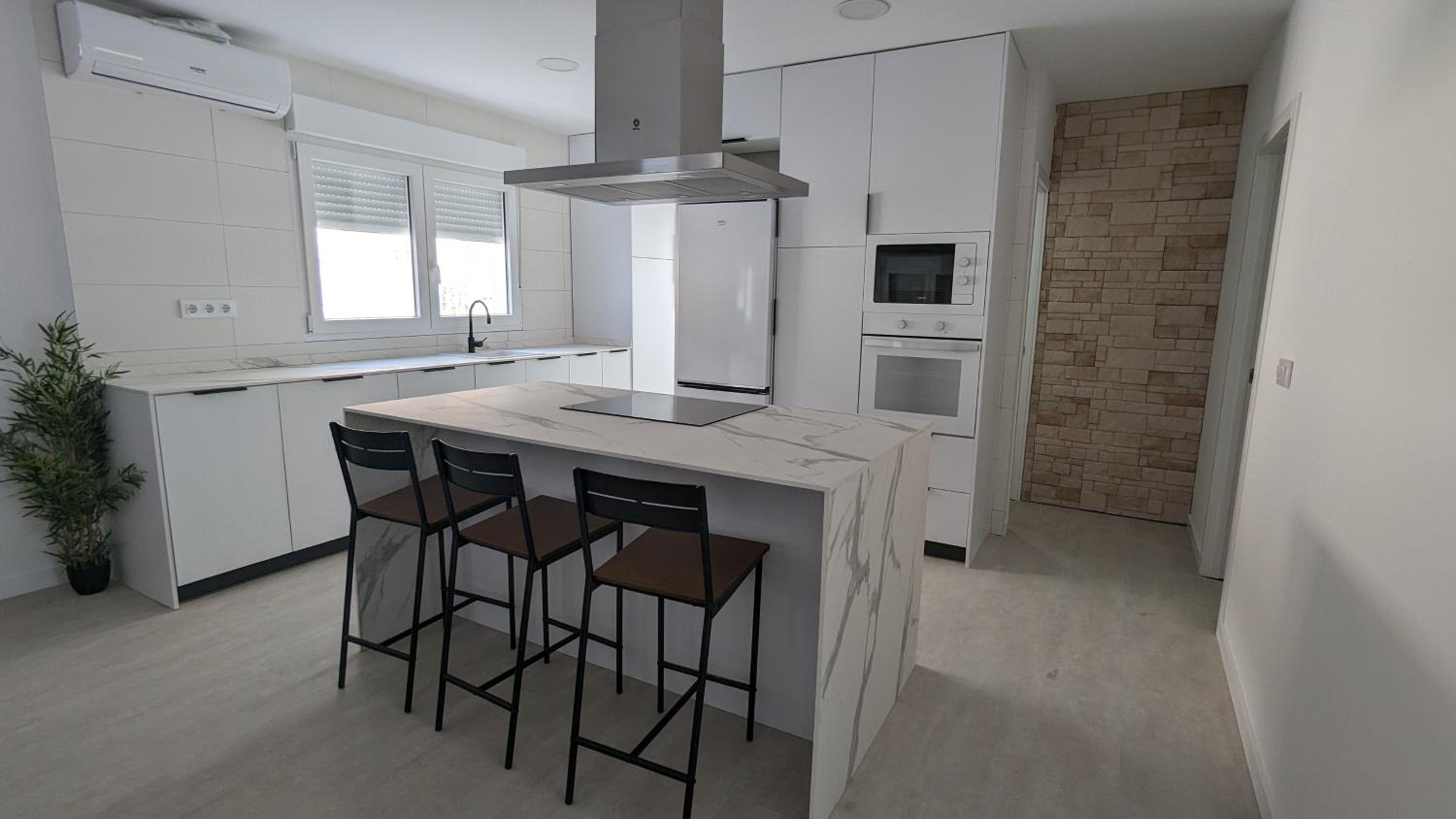 Villa photo 2