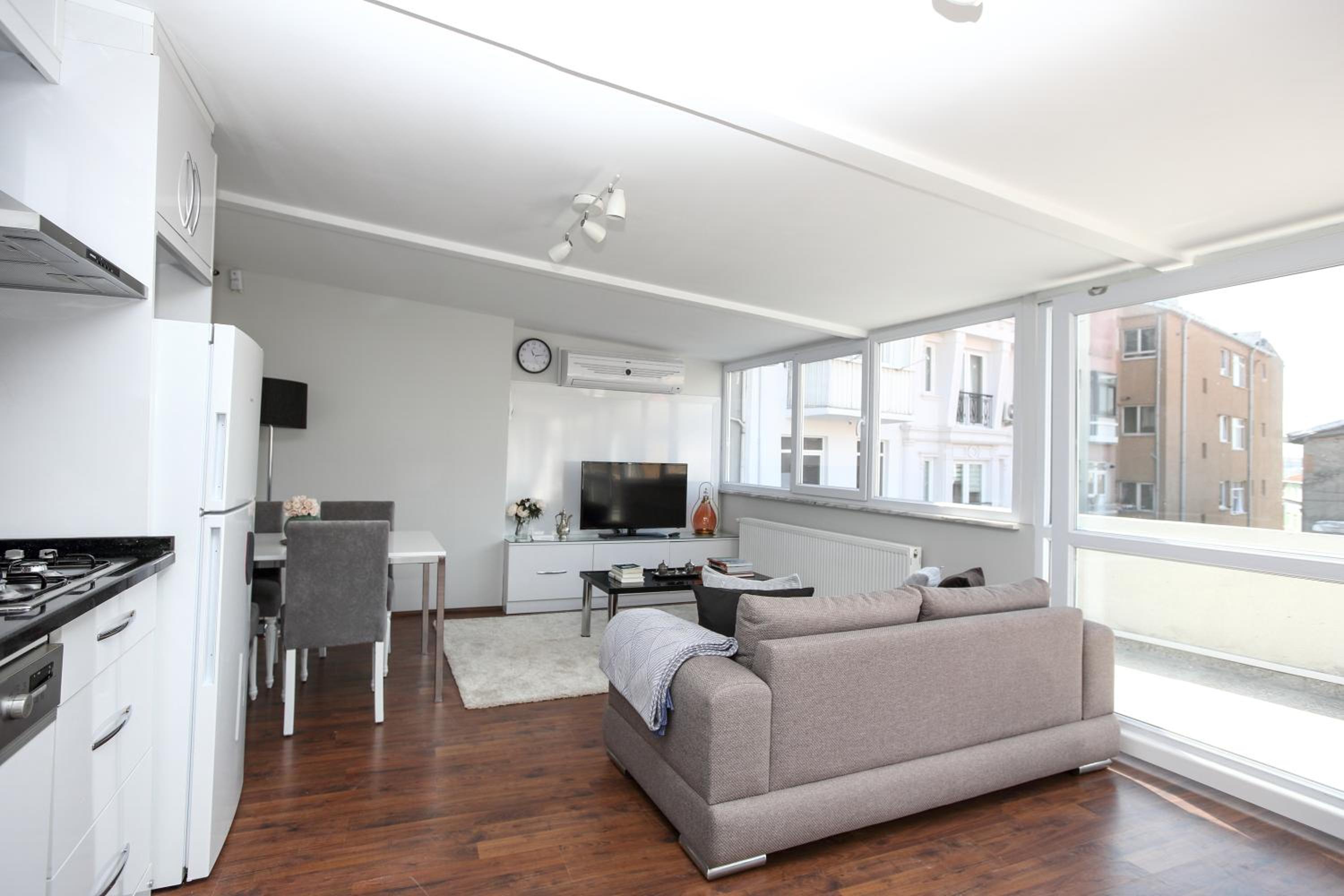 Penthouse Apartment photo 3