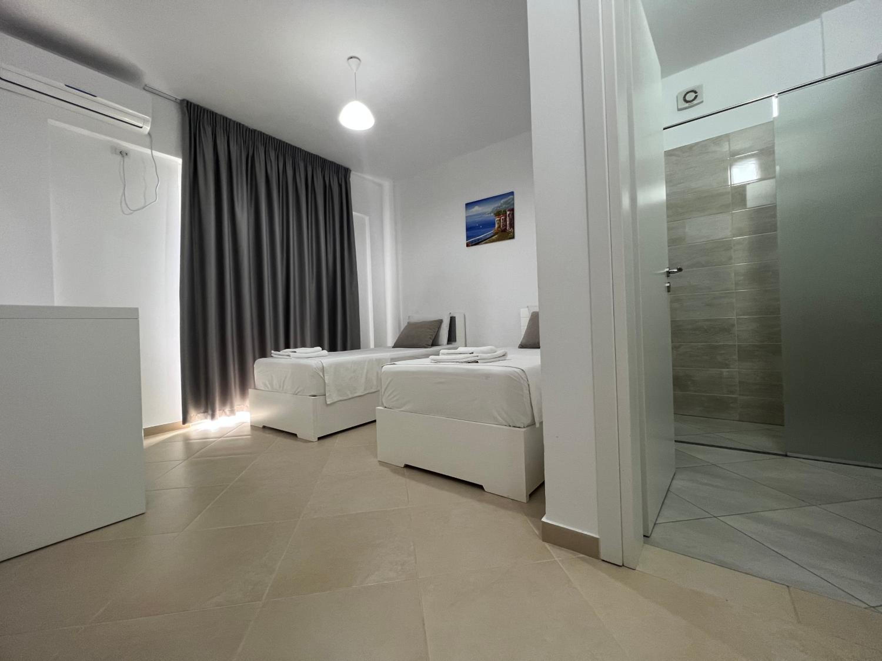 Twin Room with Balcony photo 1