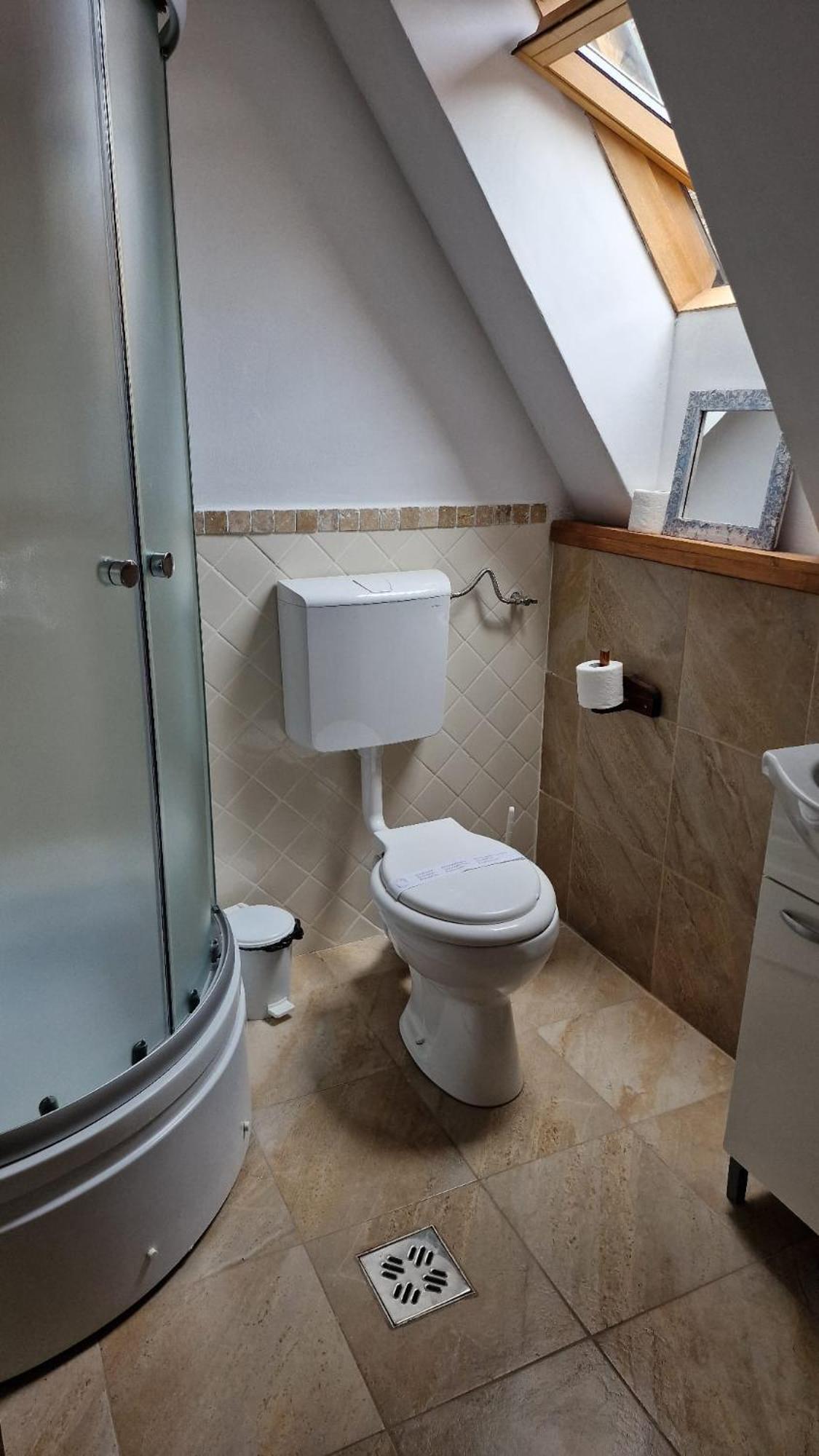 Family Room With Bathroom photo 2