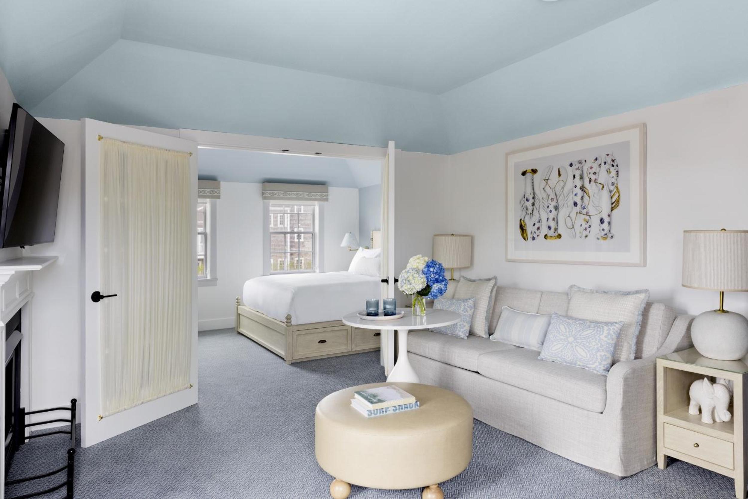 Partial Harborview Suite Near Restaurant & Bar