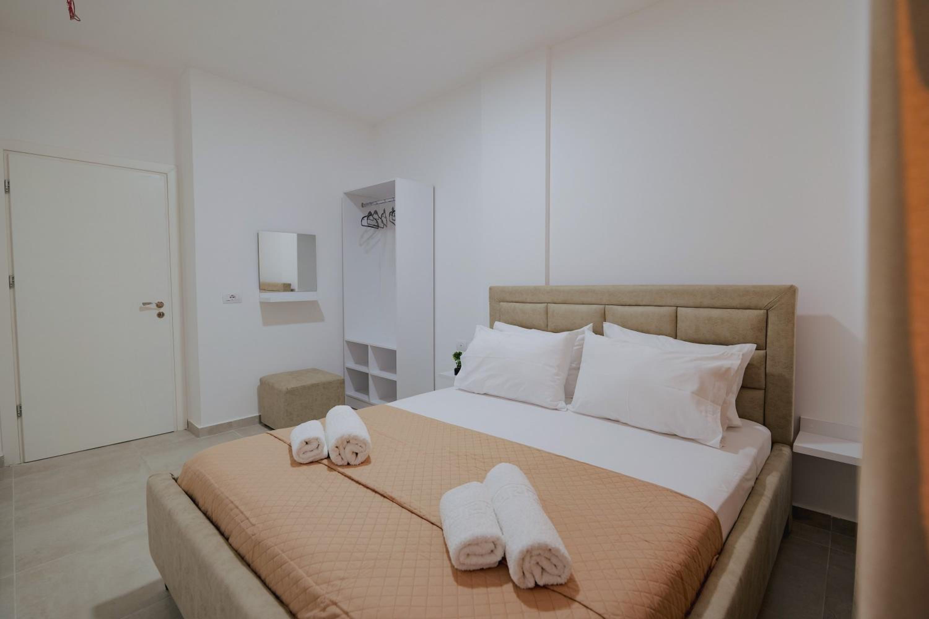 Double Room with Balcony photo 2