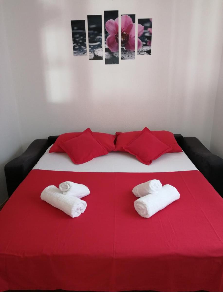 Apartment photo 1