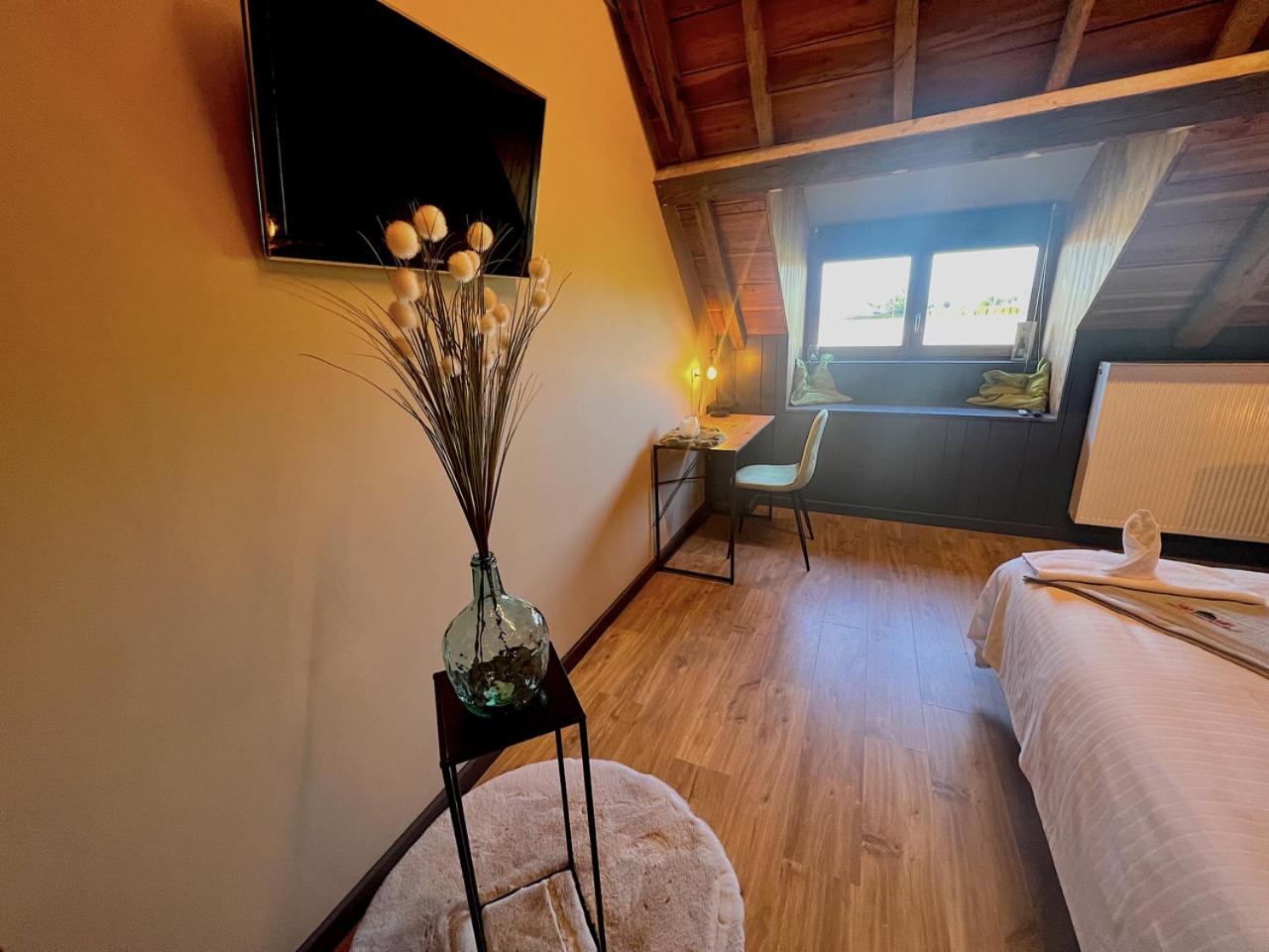 Double Room photo 3